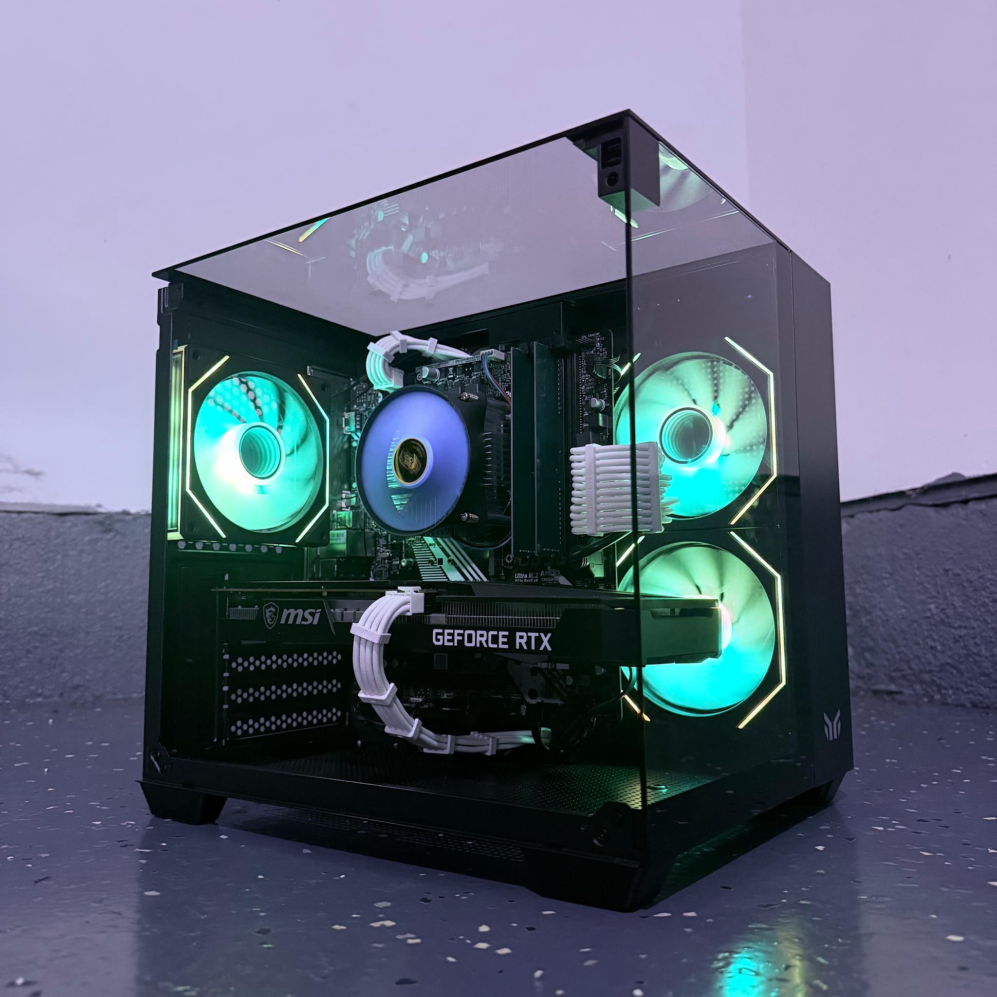 ❄️"Lunar Frost "❄️| 1080p Gaming | RTX 3060 12GB | i7 9700F | 16B Ram | 1.5TB Storage