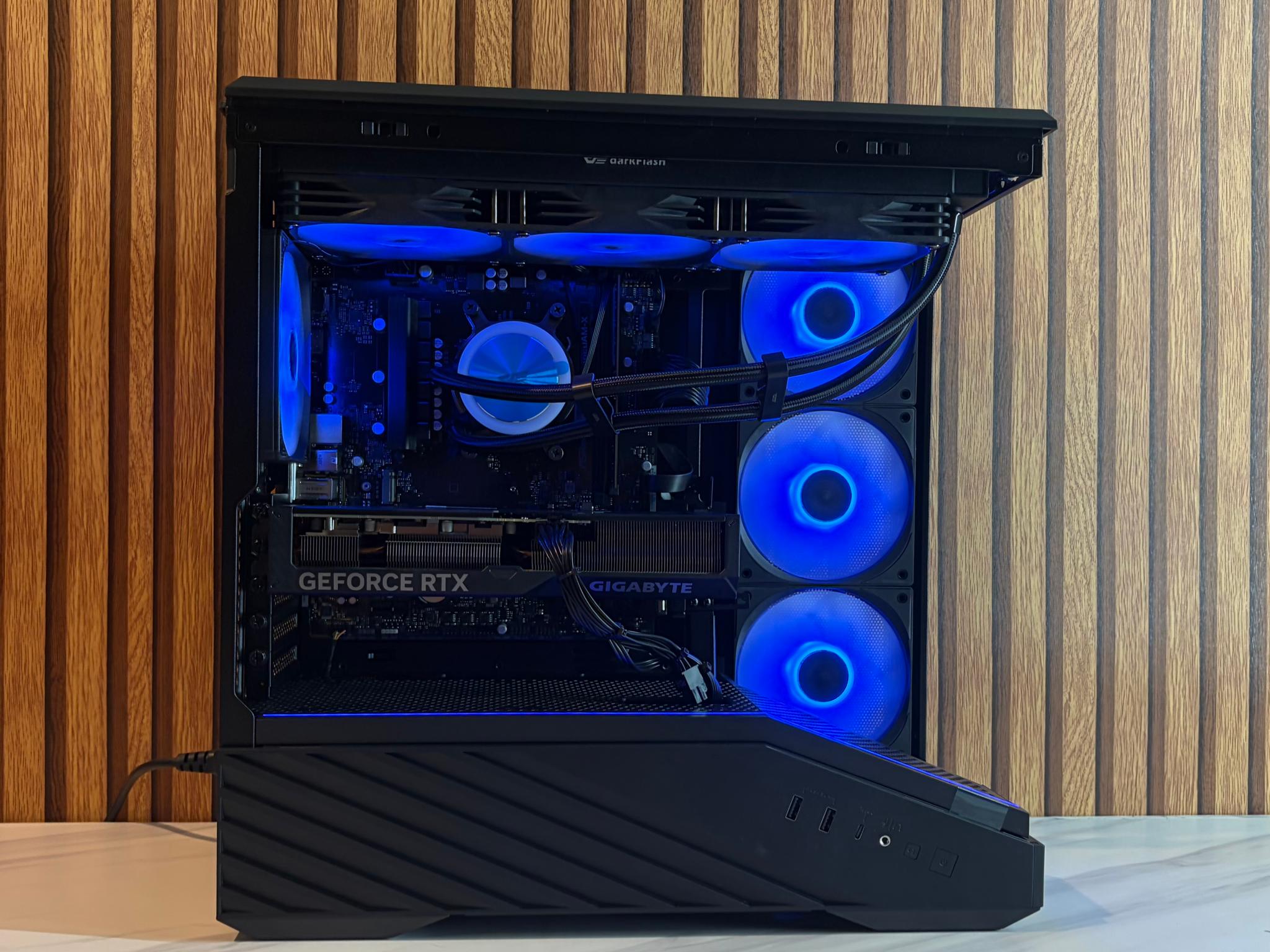 RTX 4070 | RYZEN 5 7600 | 16GB DDR5 | 1TB SSD | 360MM AIO