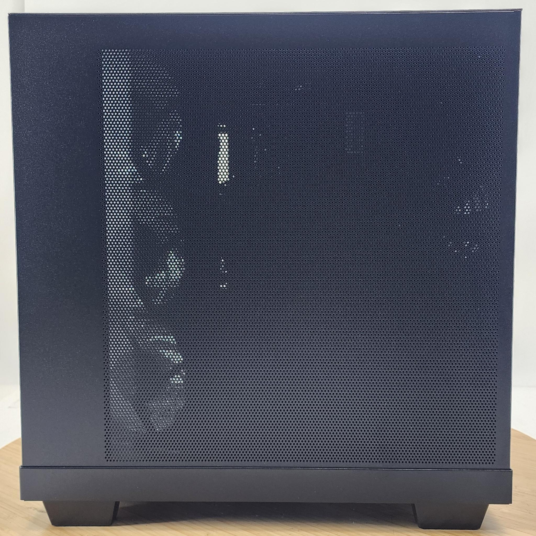 Gaming PC Ryzen 7 7700 32GB RAM 2TB SSD RX 7700 XT 12GB Windows 11 Computer