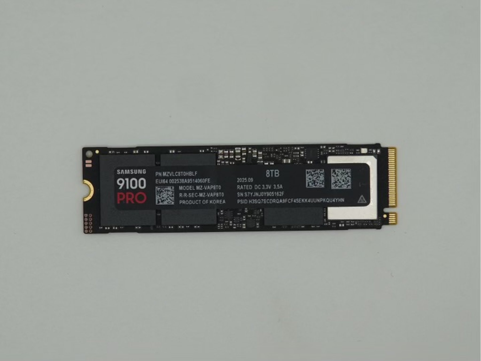 SAMSUNG 9100 8TB PCIe 5.0 SSD NVME