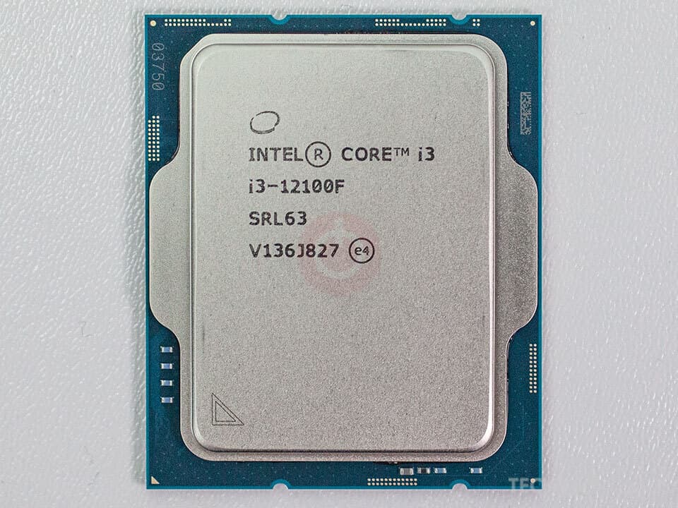 Intel Core i3-12100f with cooler