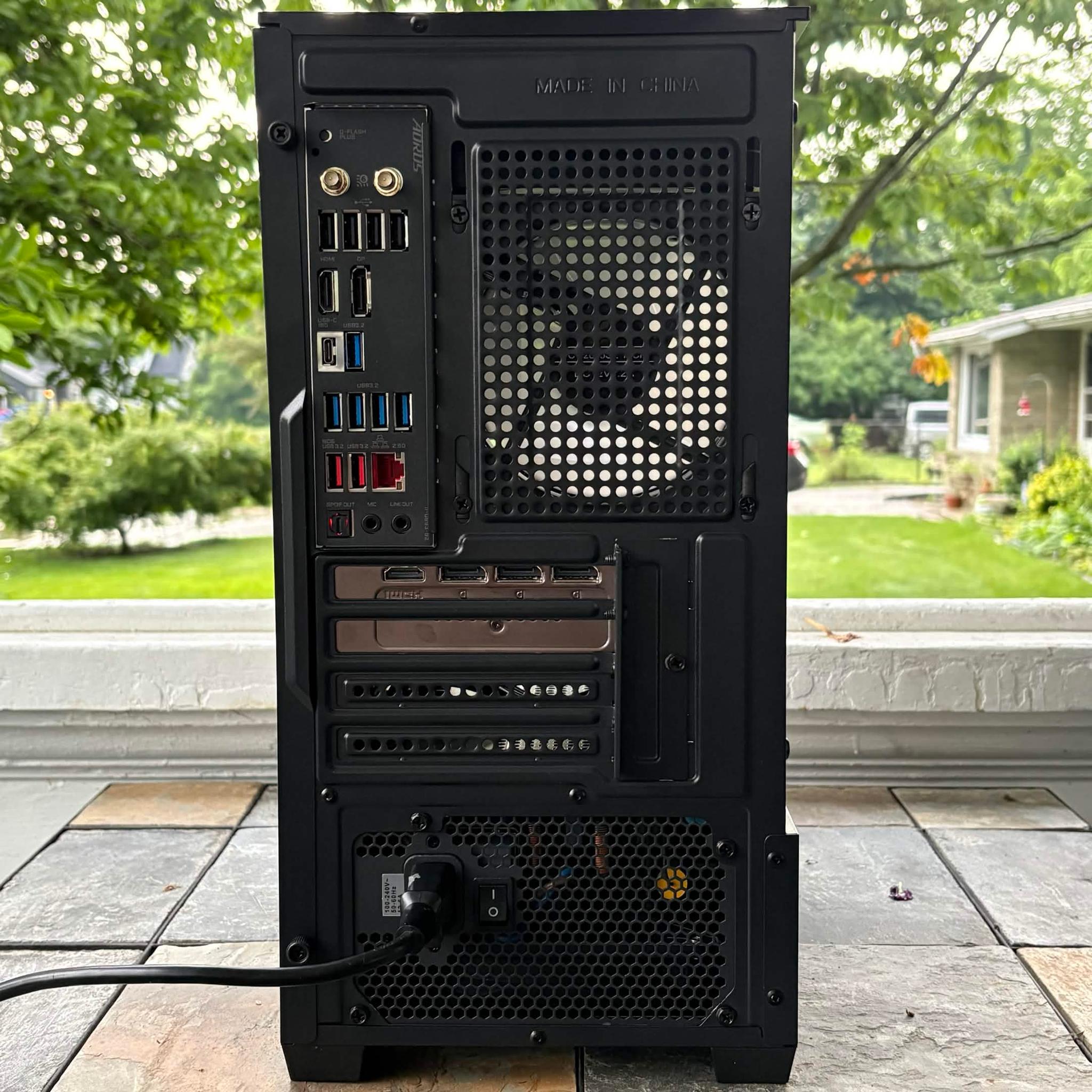 BCC "Nocturne" 7800X3D / 5070 OC / 32GB RAM / 1TB NVME
