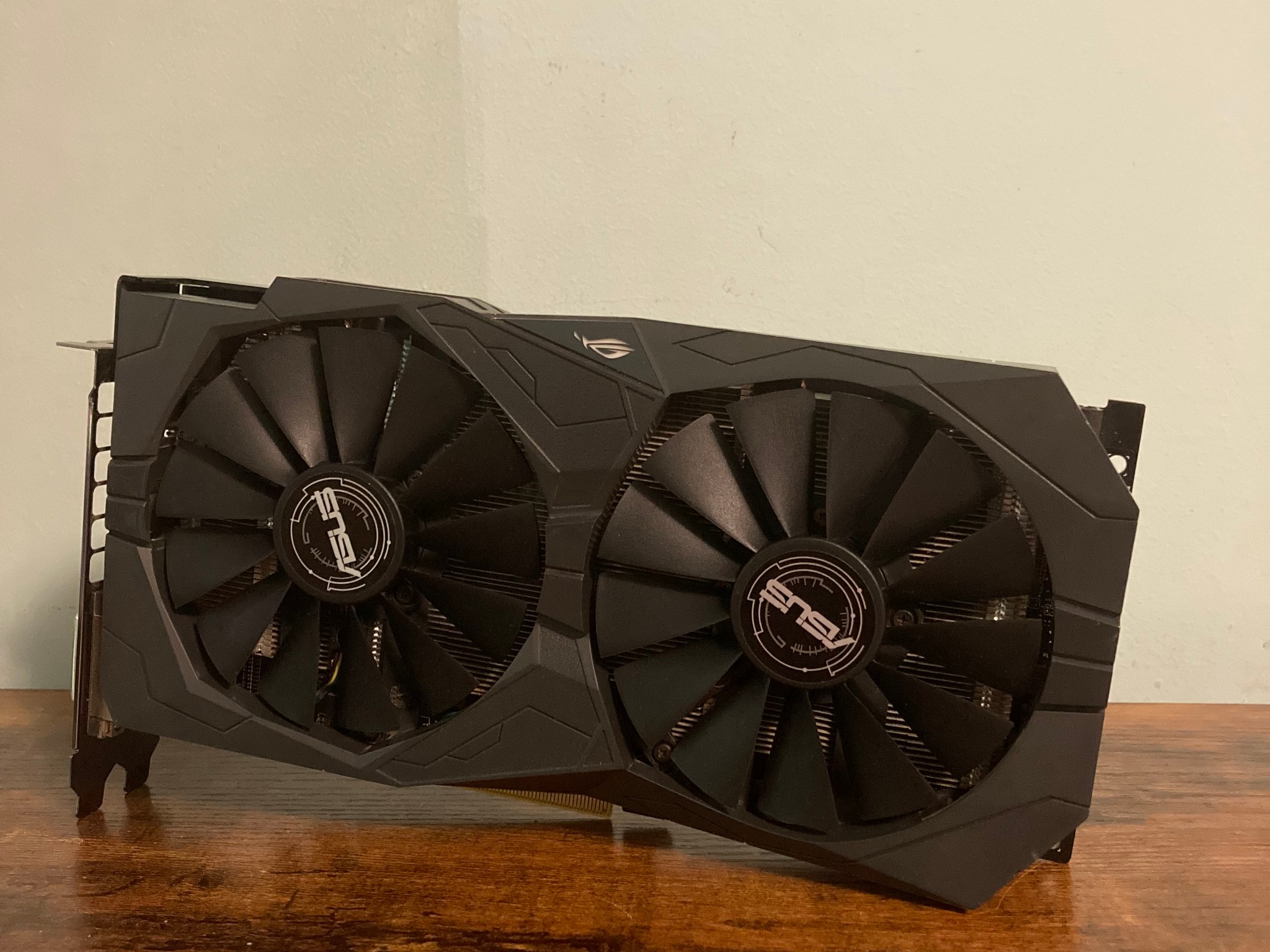 Posts to Windows not further tested ASUS ROG STRIX RX 570 4GB