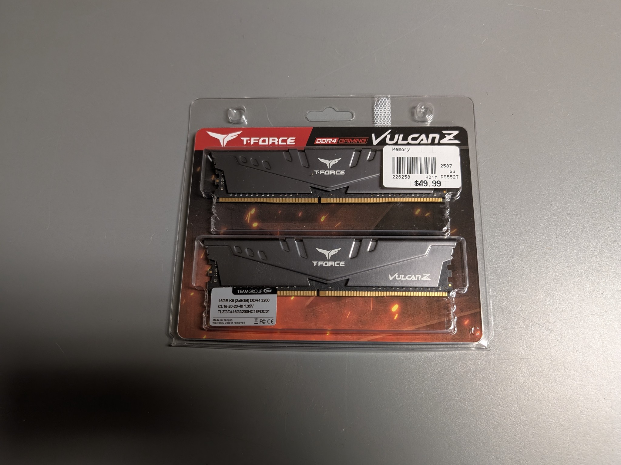 T- Force Vulcan Z DDR 4 3200 CL 16