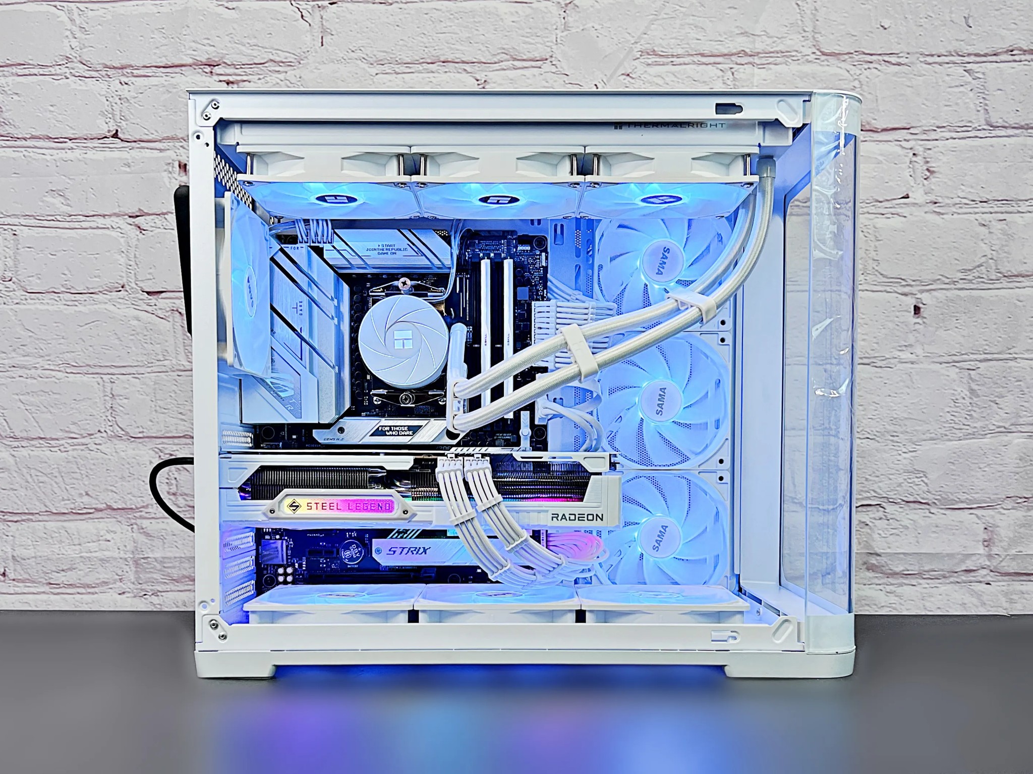RX 9070 XT Ryzen 7800X3D 32GB DDR5 2TB M.2 Win 11 Pro Gaming PC