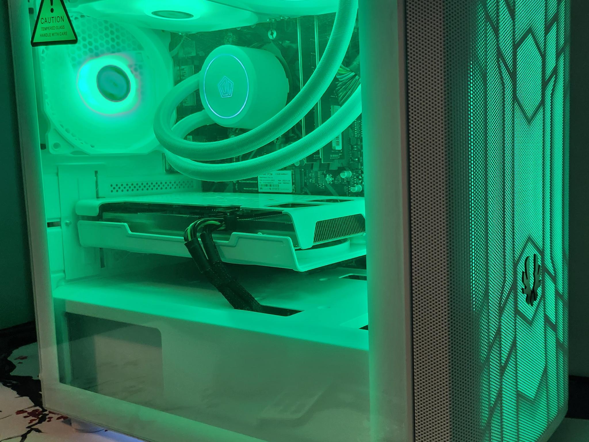 Liquid Cooled Frosty RIG Ryzen 5 / 32GB / 1TB SSD / RX 6600