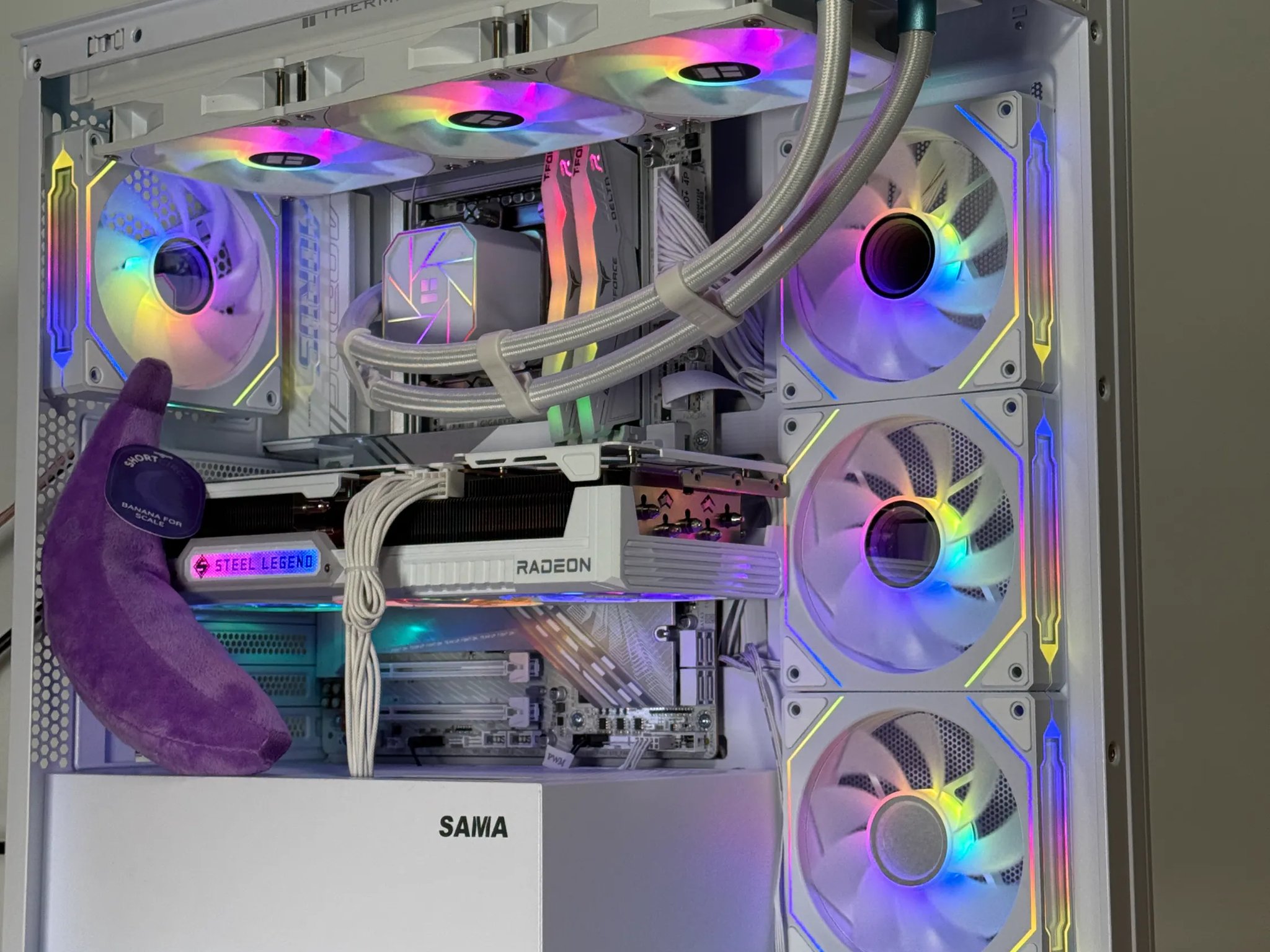 AMD RX 9070XT Intel Core Ultra 7 265k Gaming PC