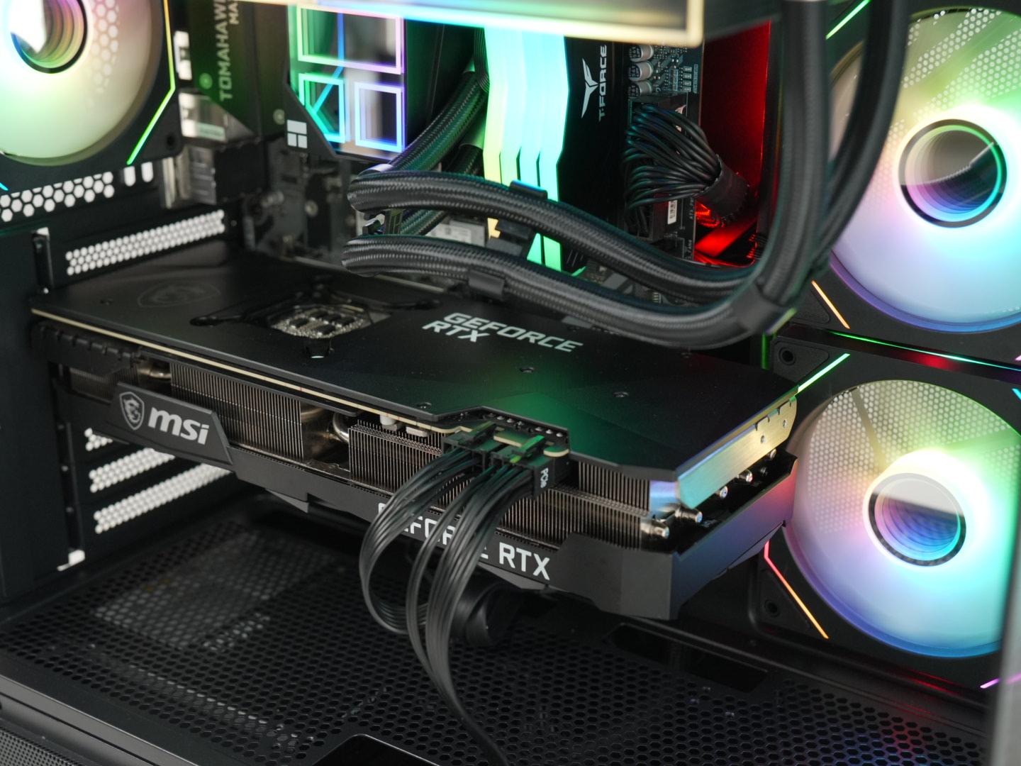 RTX 3080 | RYZEN 7 3700X | 32GB RAM | 1TB SSD | Wifi | Windows 11 - Water cooled Gaming PC