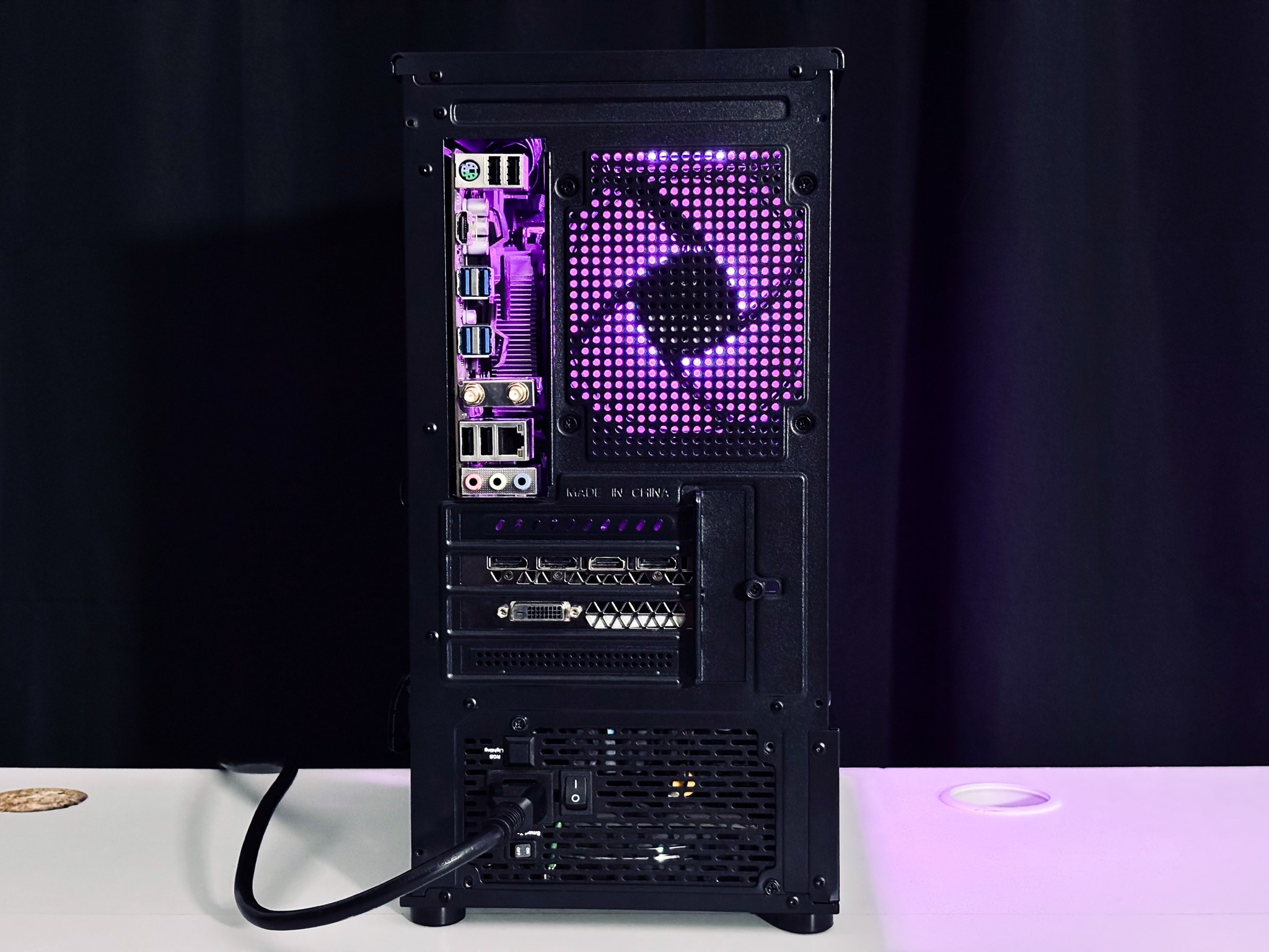 💜☂️🖤 Black Gaming PC - GTX 1070 / Ryzen 7 2700 / 16GB Ram / 1TB HDD / WIFI + BT 💜☂️🖤