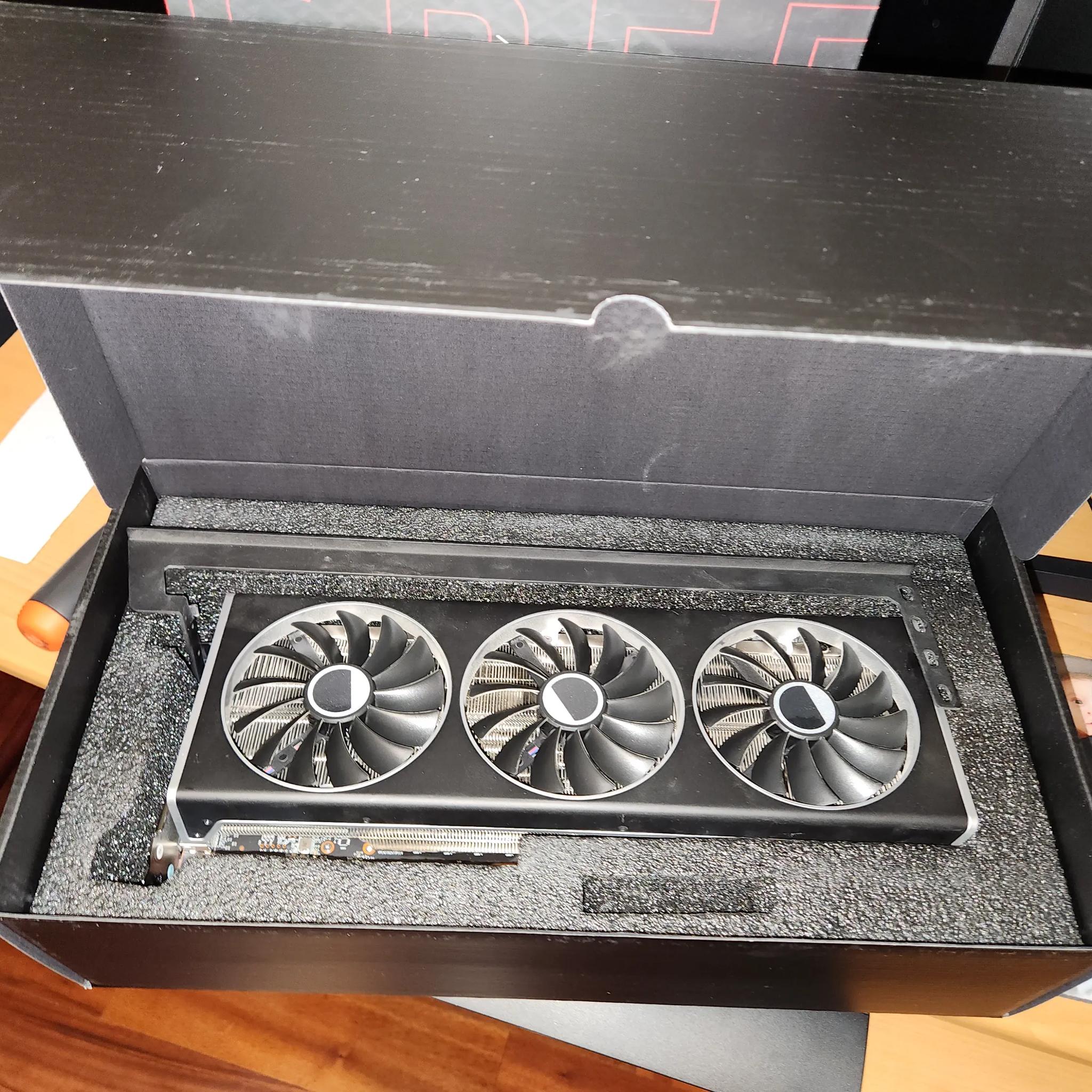 AMD RX 7900xt  XFX Black