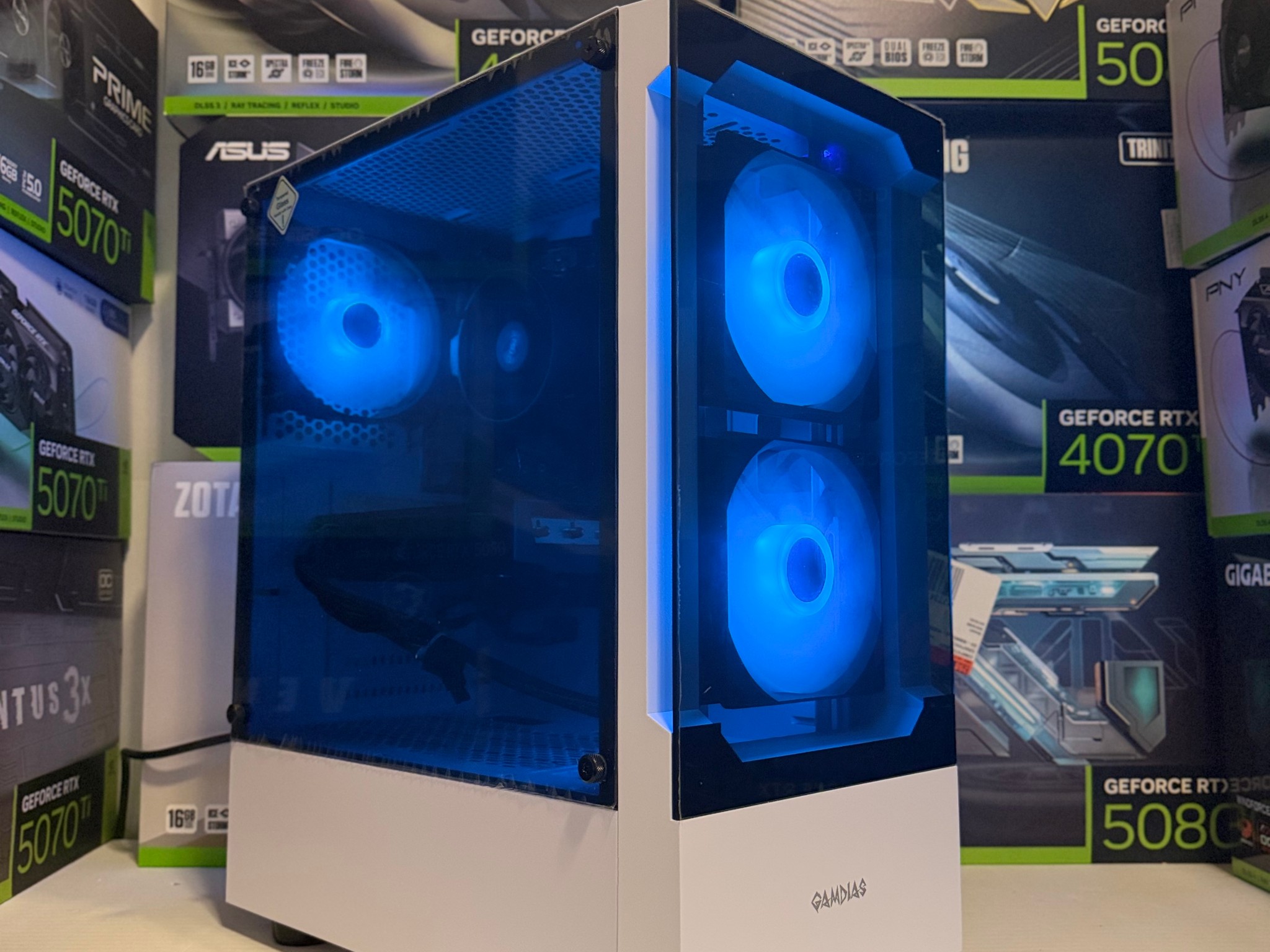 Ryzen 5 | RTX 5060 | 16GB RAM | 1TB SSD