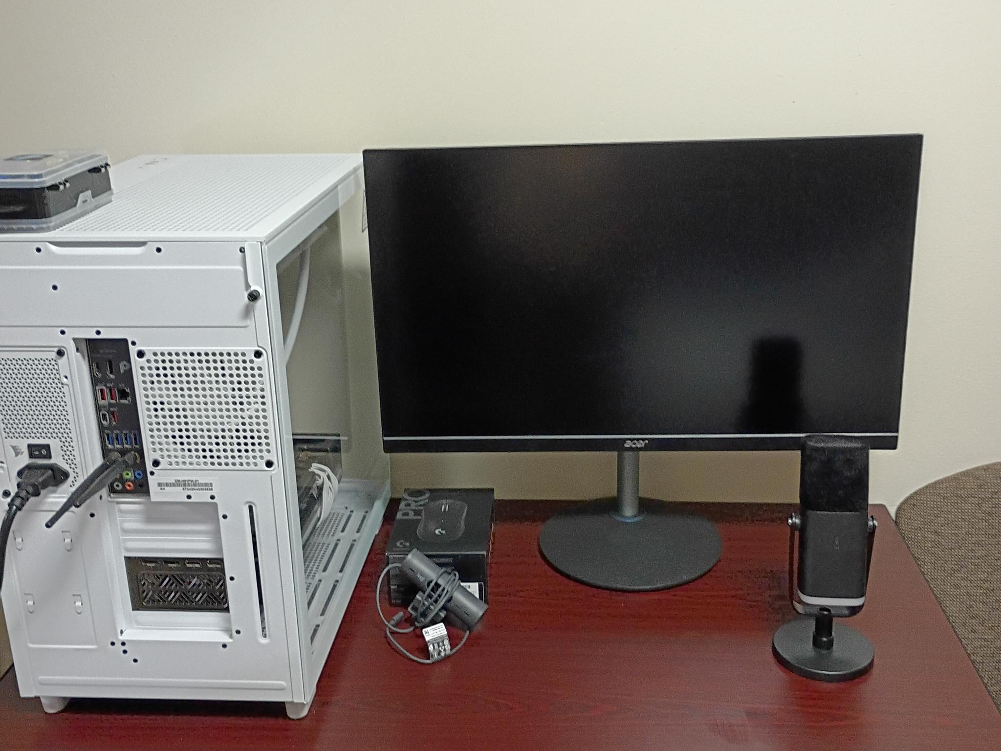 Custom Gaming PC | Streaming Setup | Ryzen 7 7800X3D, Nitro Sapphire+ 7800xt, 32GB, 2TB –High FPS