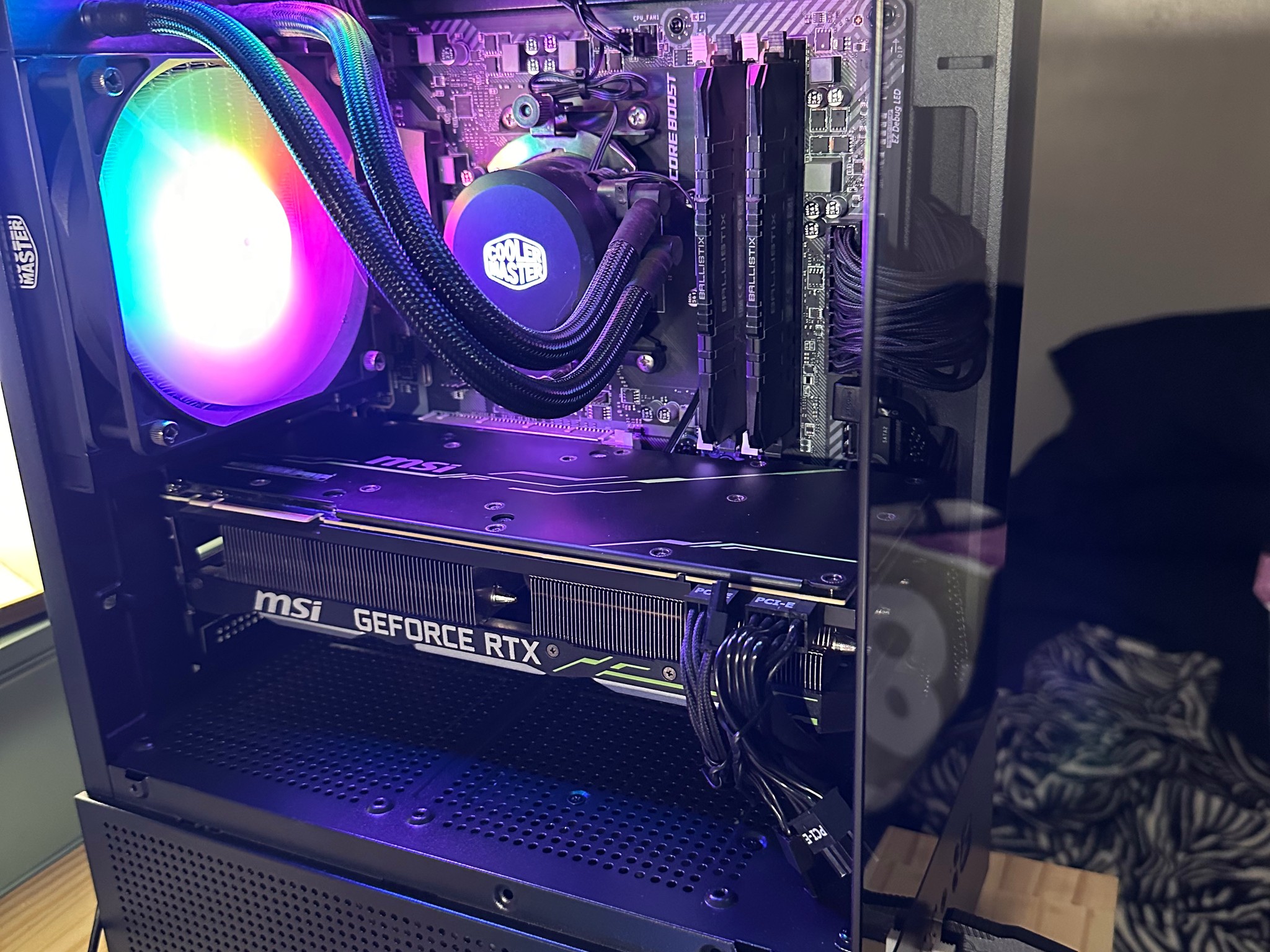 GeForce RTX 2080 Custom Gaming PC - Ryzen 7 3700X, 16GB RAM, 512GB SSD