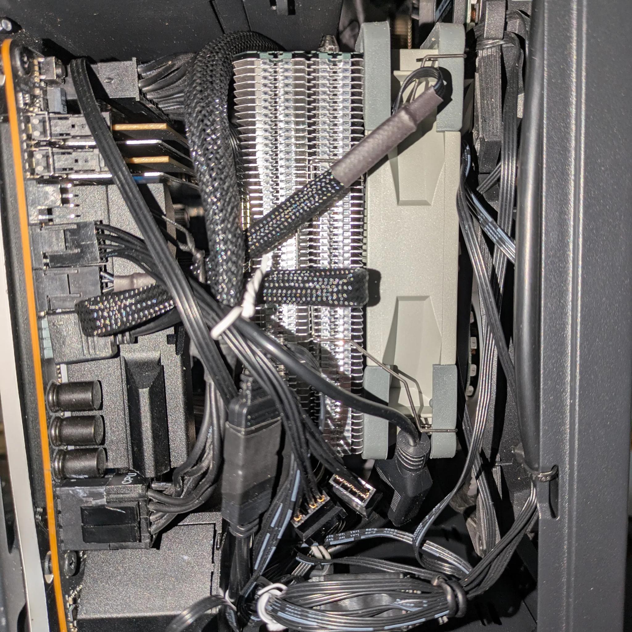 🔥🔥2*TB4|Rx 7900 GRE|32GB DDR5|1TB NVMe|Intel Core i5-12600K 10c/16t CPU🔥🔥