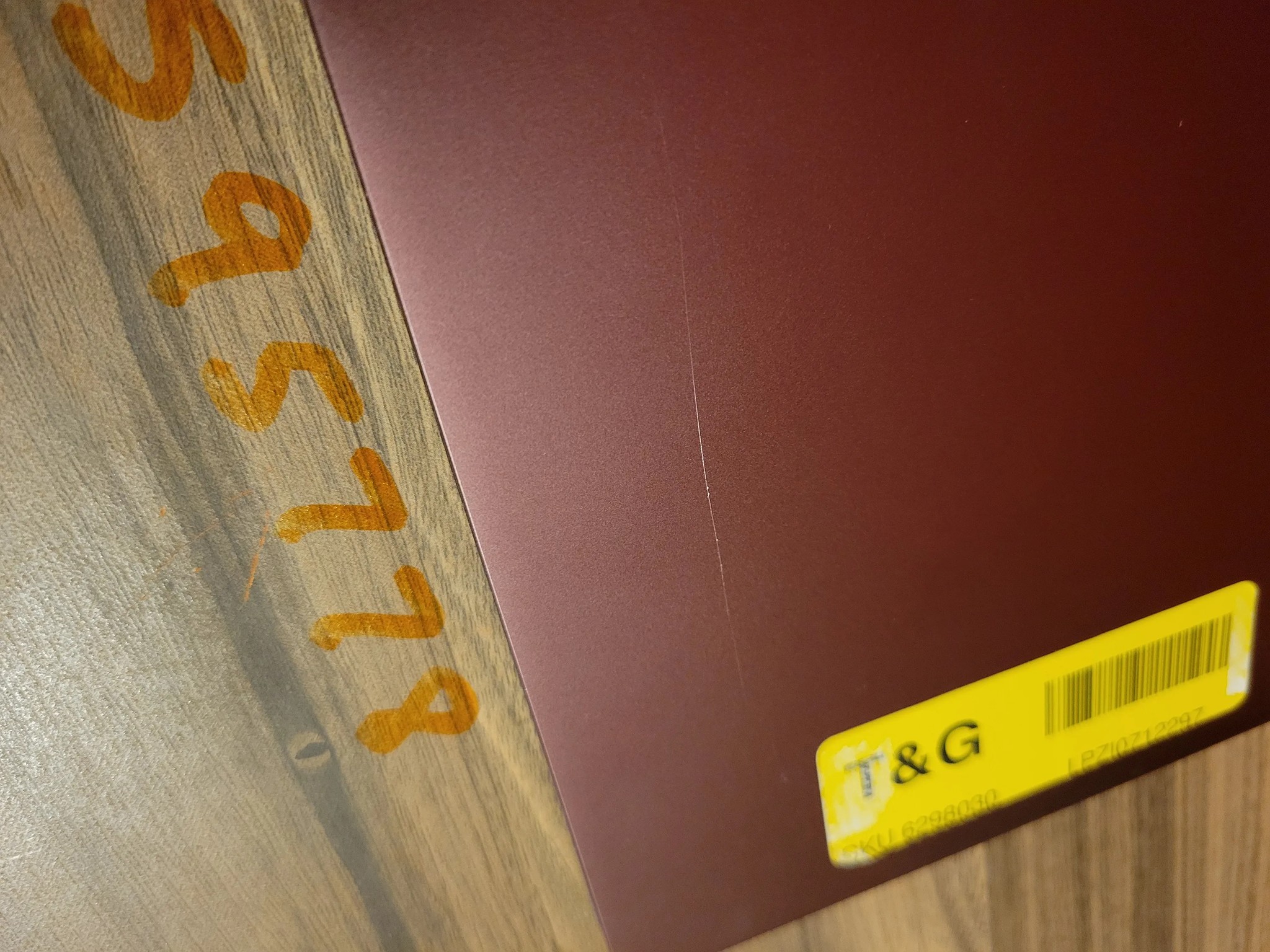 Microsoft Surface Laptop 2 - intel i7 - 256gb ssd - 13.5" 2k Touch Screen