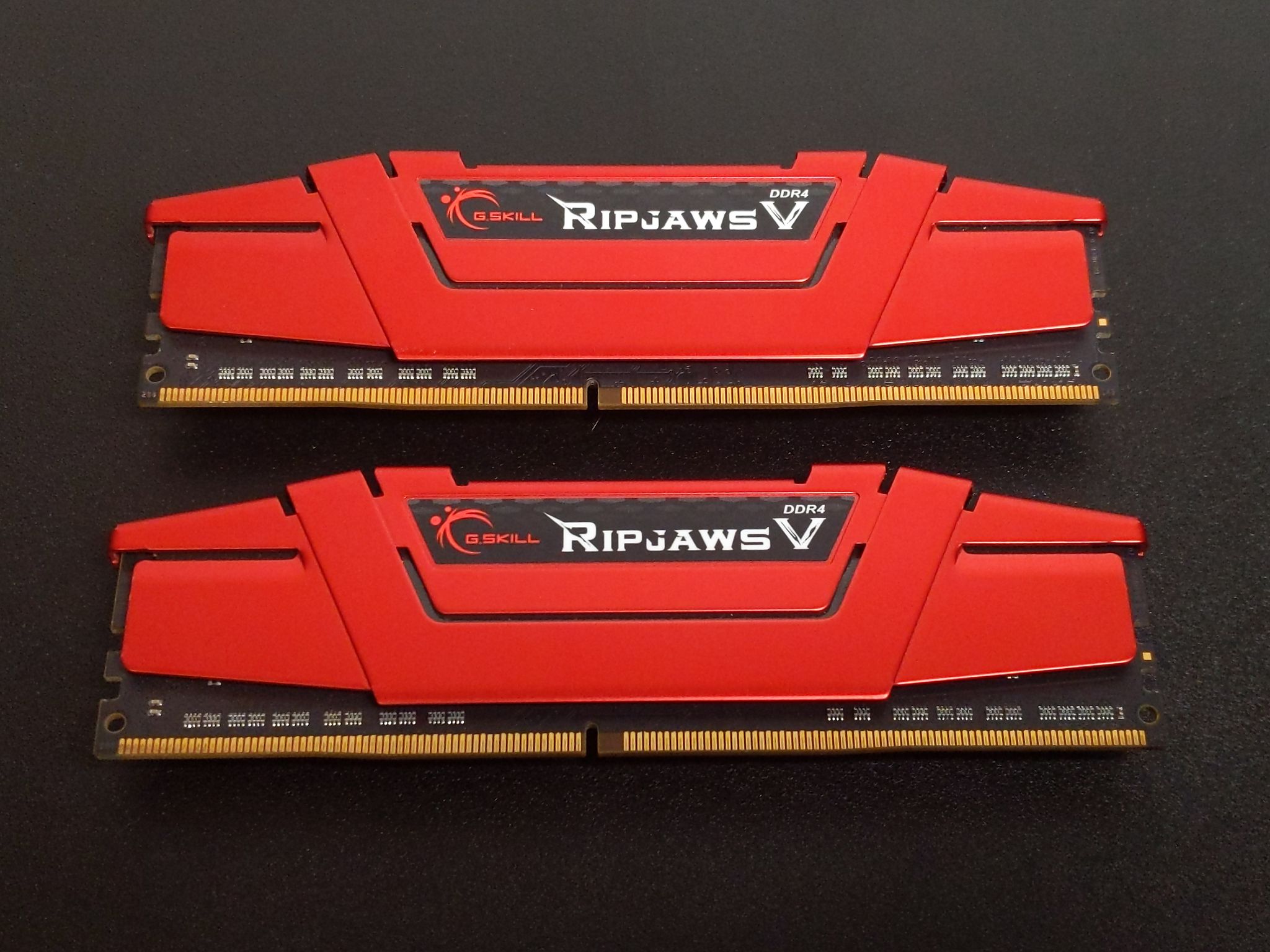 DDR4-2400 G.Skill Ripjaws 16GB x2