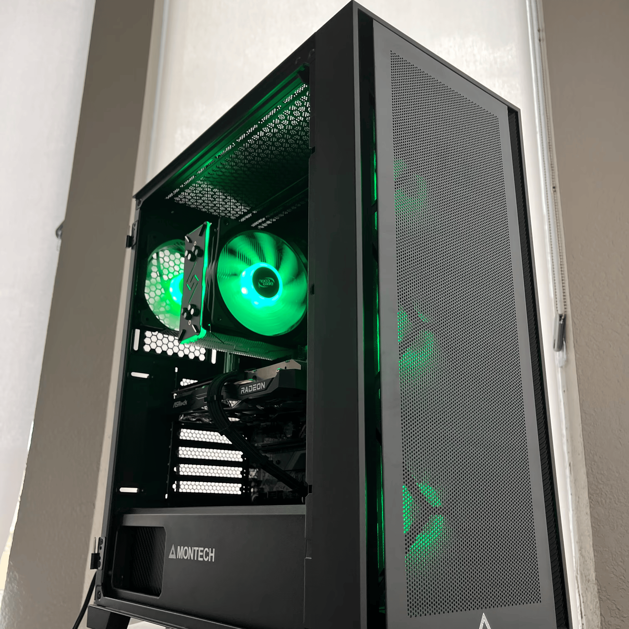 Blackout🥷| i5-10400, Rx 6600 Gaming PC