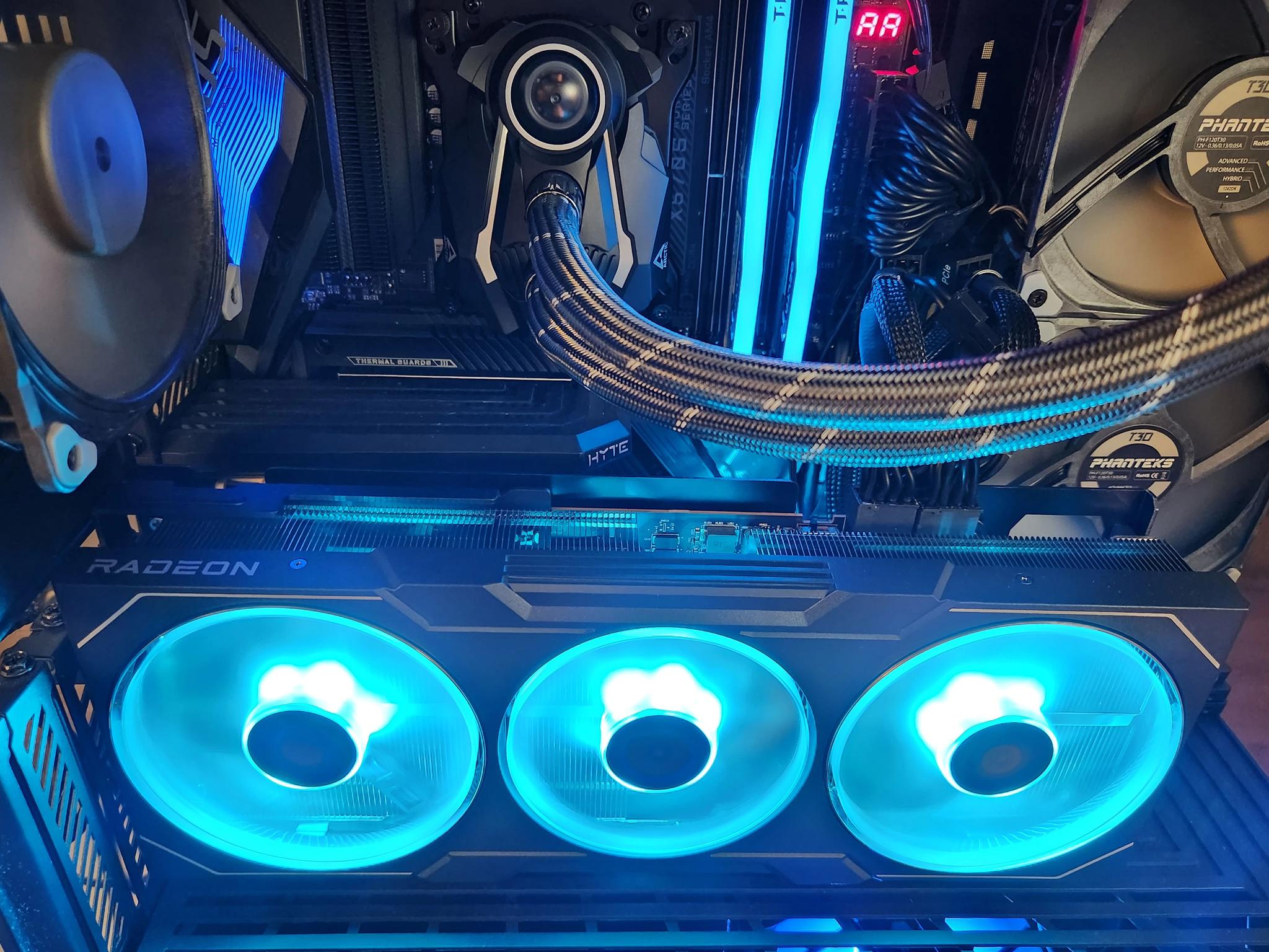RX 7900 XTX PowerColor Hellhound