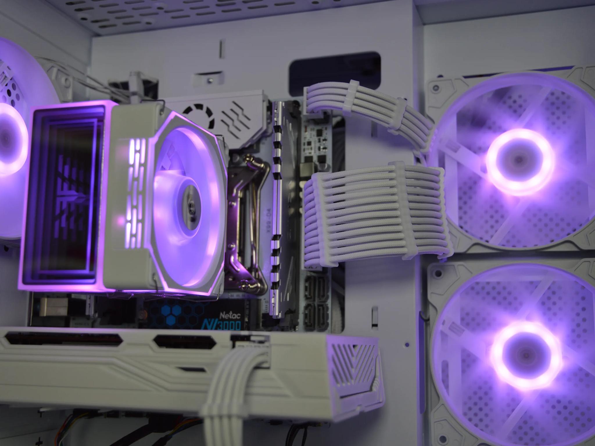 ⚪⚪| RX 580 8GB | INTEL XEON E5 2670 V3 | 16GB RAM | 1TB SSD | Ice Frost |