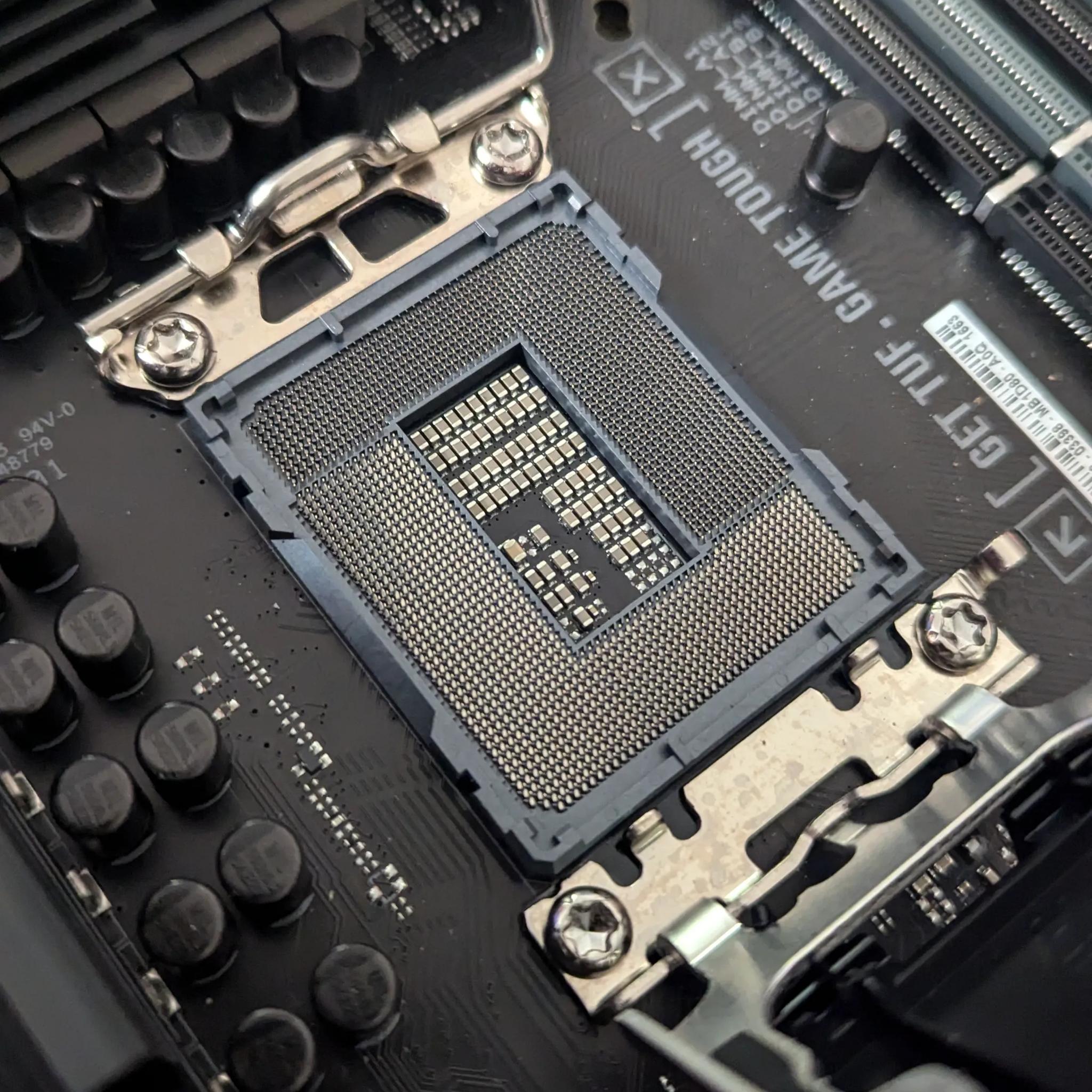 Asus TUF GAMING Z790-PLUS WIFI Motherboard