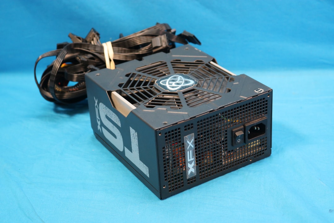 XFX TS Series 850 850W 80+ Bronze ATX Desktop PSU XPS-850W-SEW