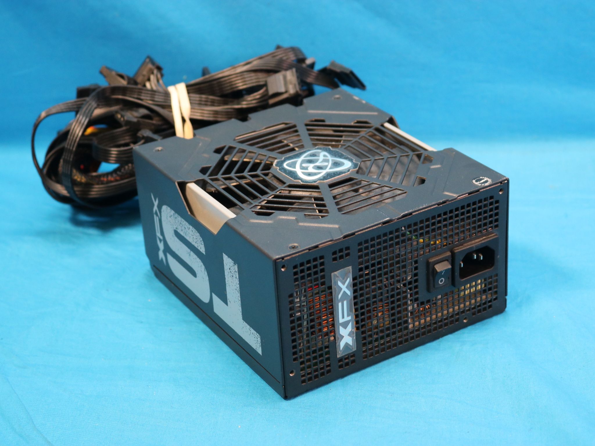 XFX TS Series 850 850W 80+ Bronze ATX Desktop PSU XPS-850W-SEW - 4291868079