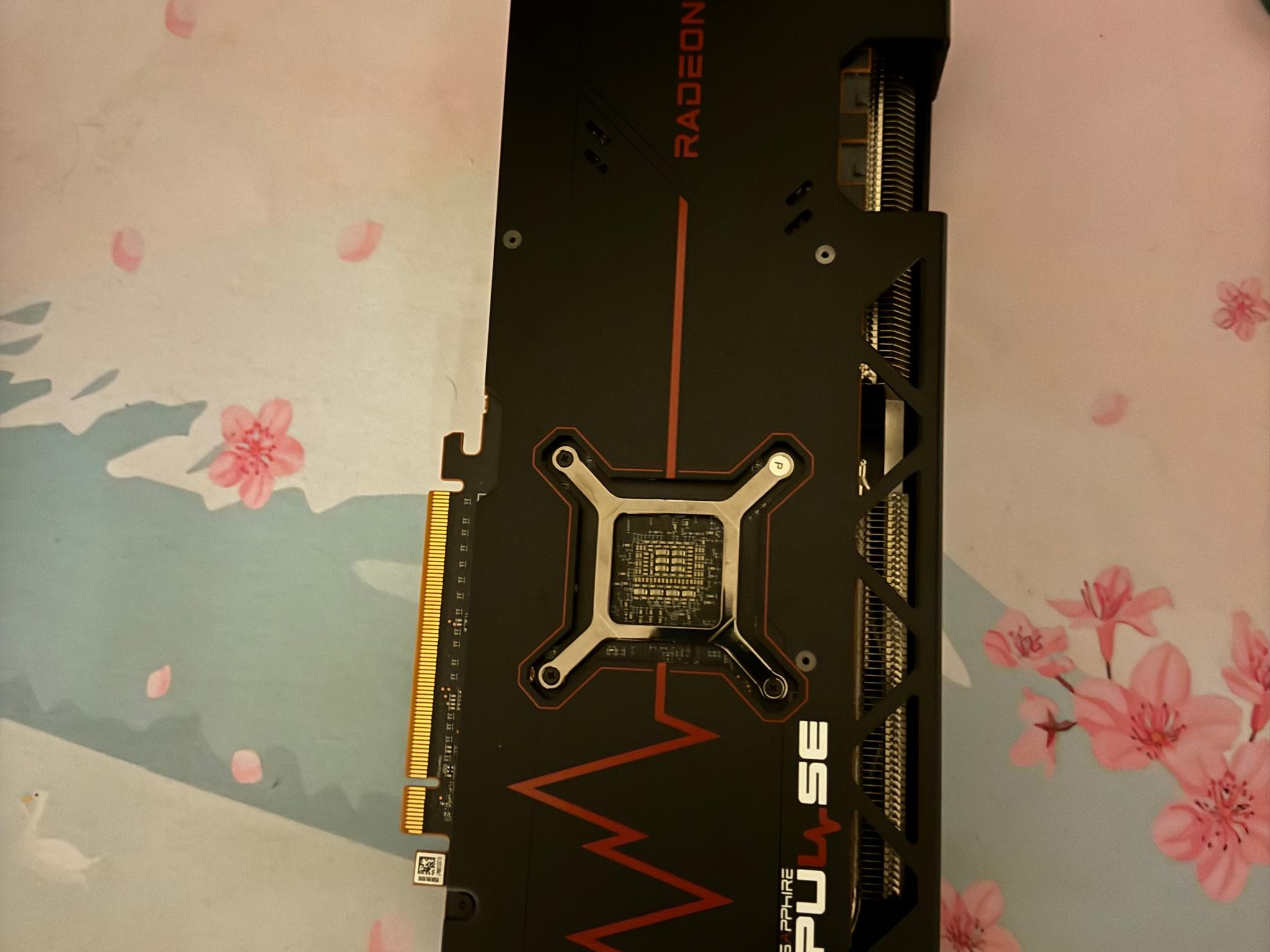Sapphire PULSE Radeon RX 7800 XT