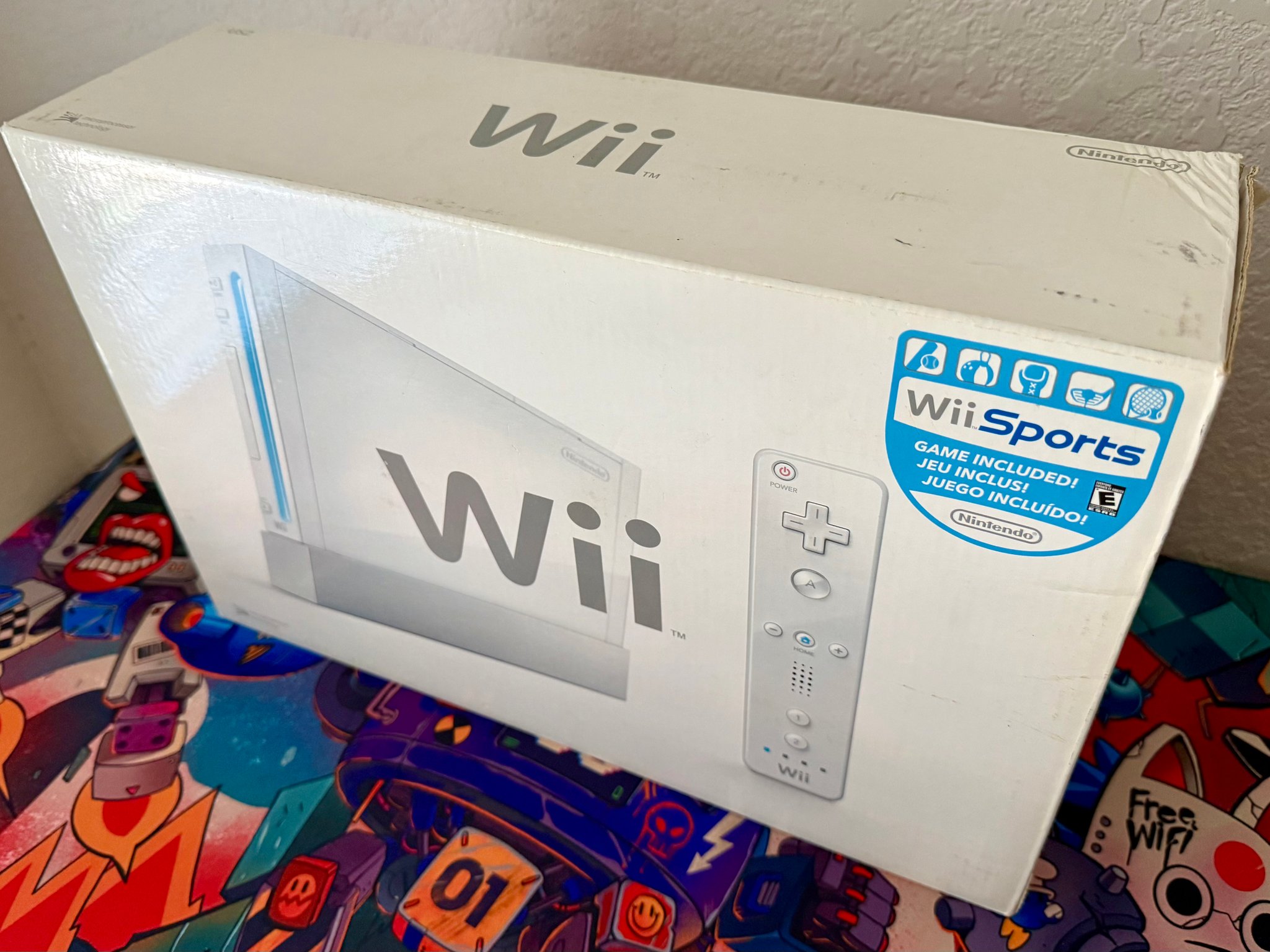 Nintendo Wii Gaming Console + Wii Sports | Controllers | 3 Games
