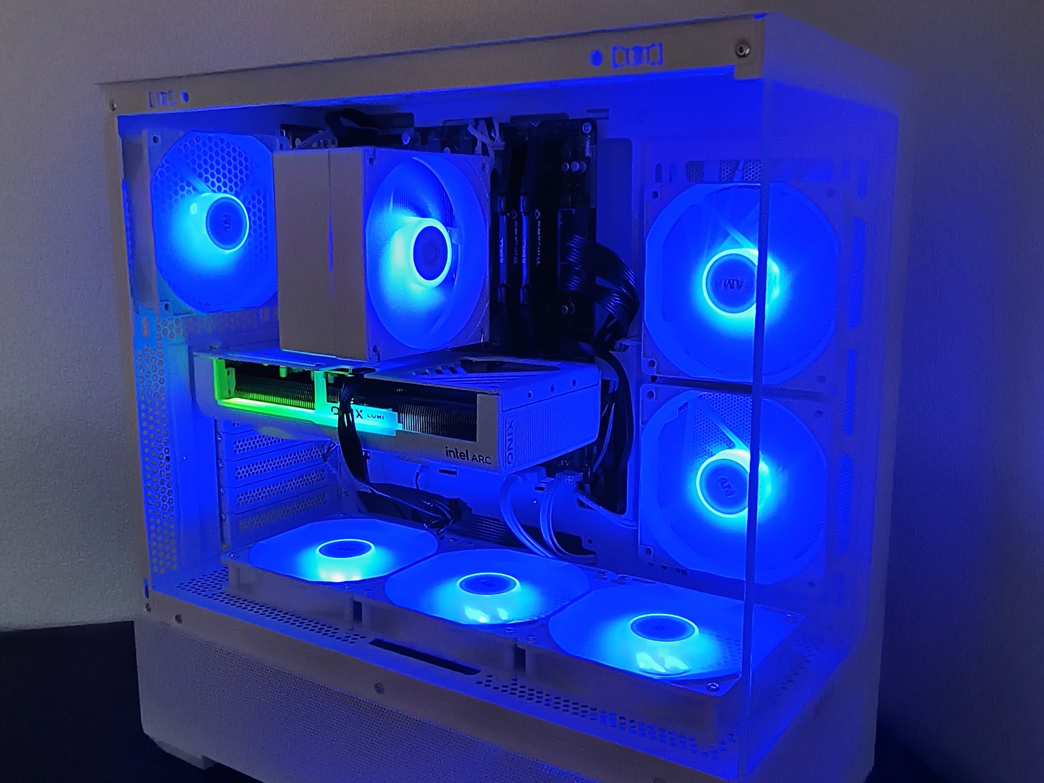 🎖️Honor🎖️ New White RGB Gaming PC, Intel B580+AMD Ryzen 5 5500=High Preformance and Value