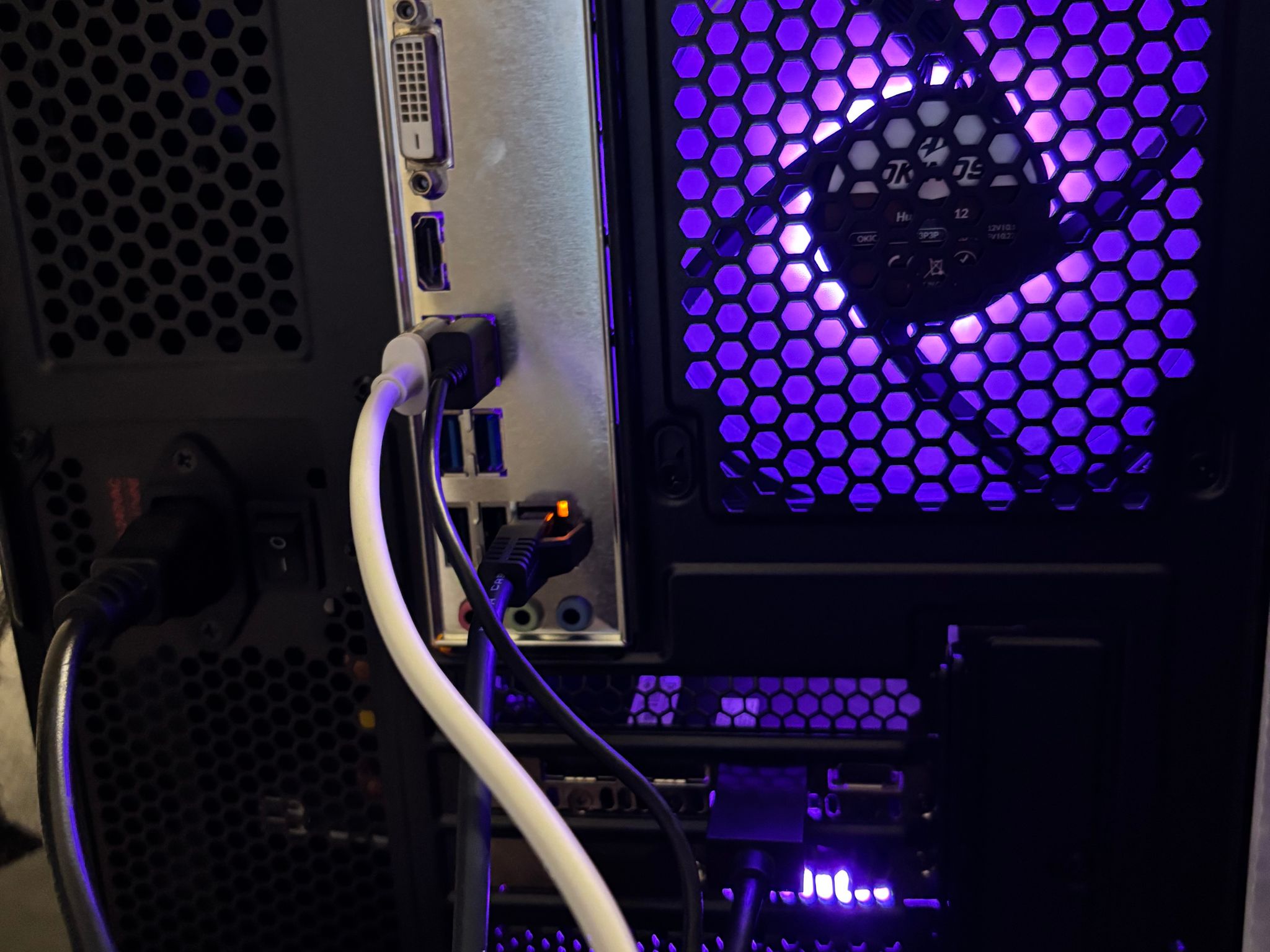 “Perfect All Black Gaming PC"| GTX 1080 8GB | Plug And Play Ready|