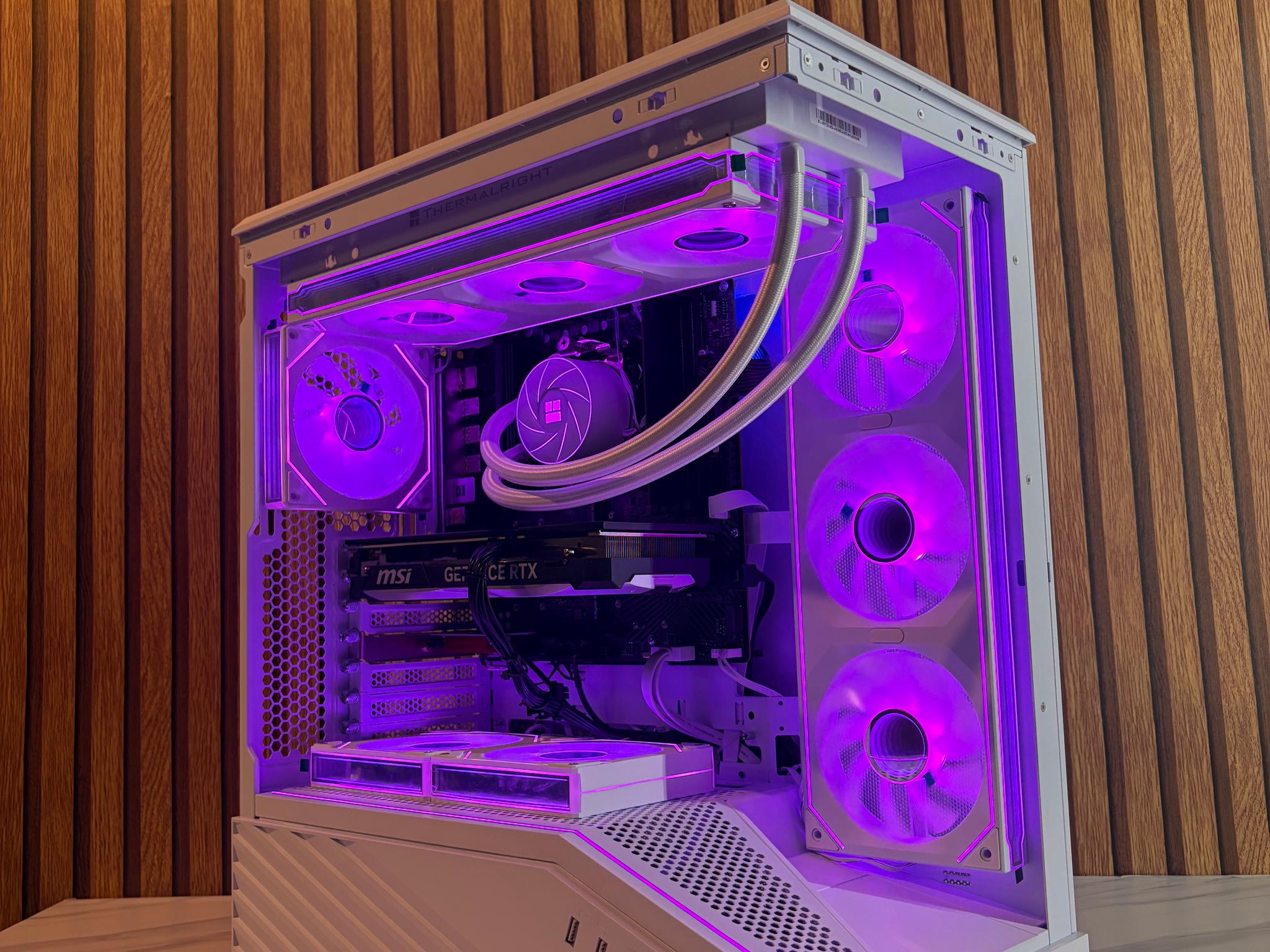 RTX 4070 | RYZEN 5 9600X | 16GB DDR5 | 1TB NVME | 650W | 360MM AIO | Windows 11 pro
