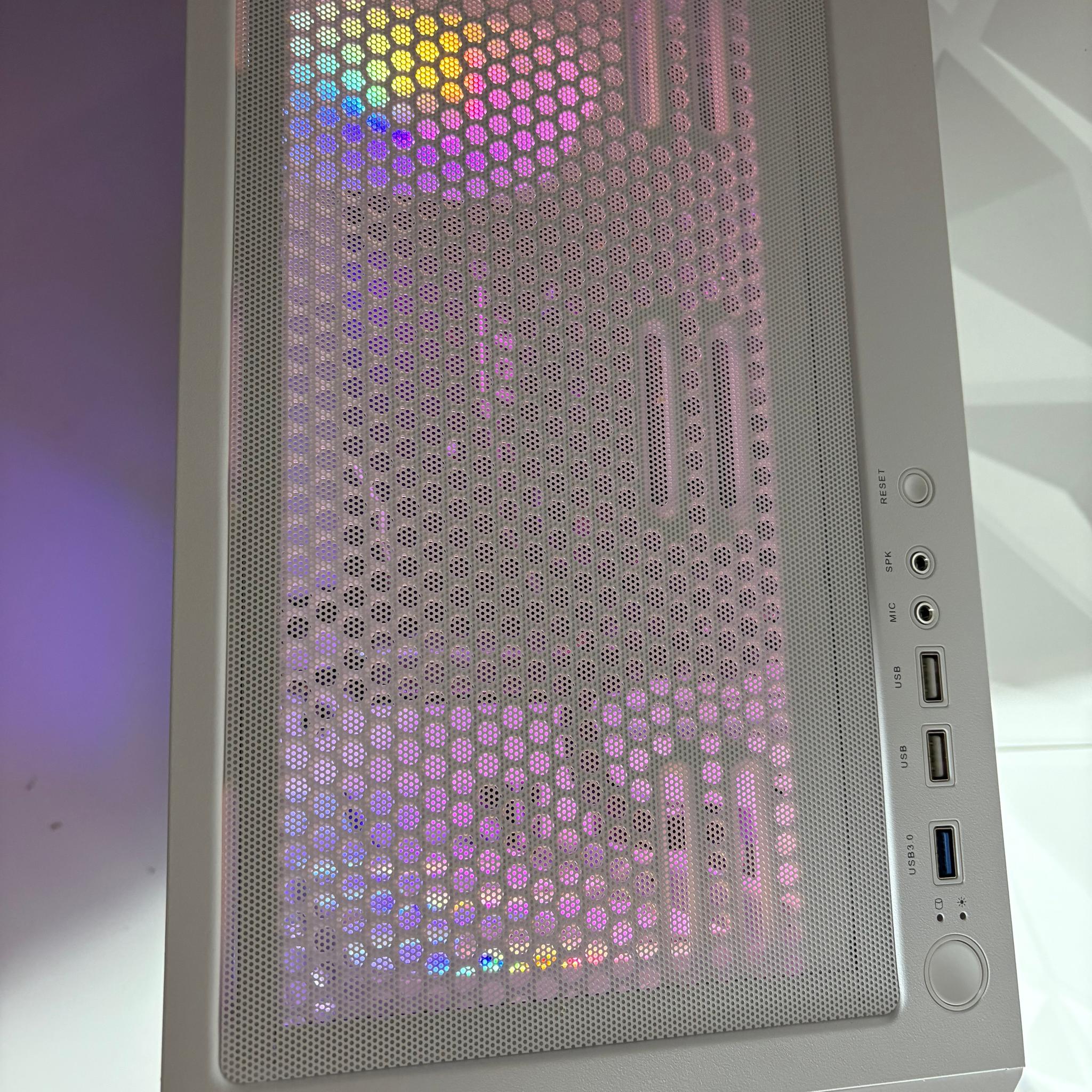 //Frost Gaming PC// - Ryzen 7 2700X, RTX 2060, 16GB Ram, 1TB SSD
