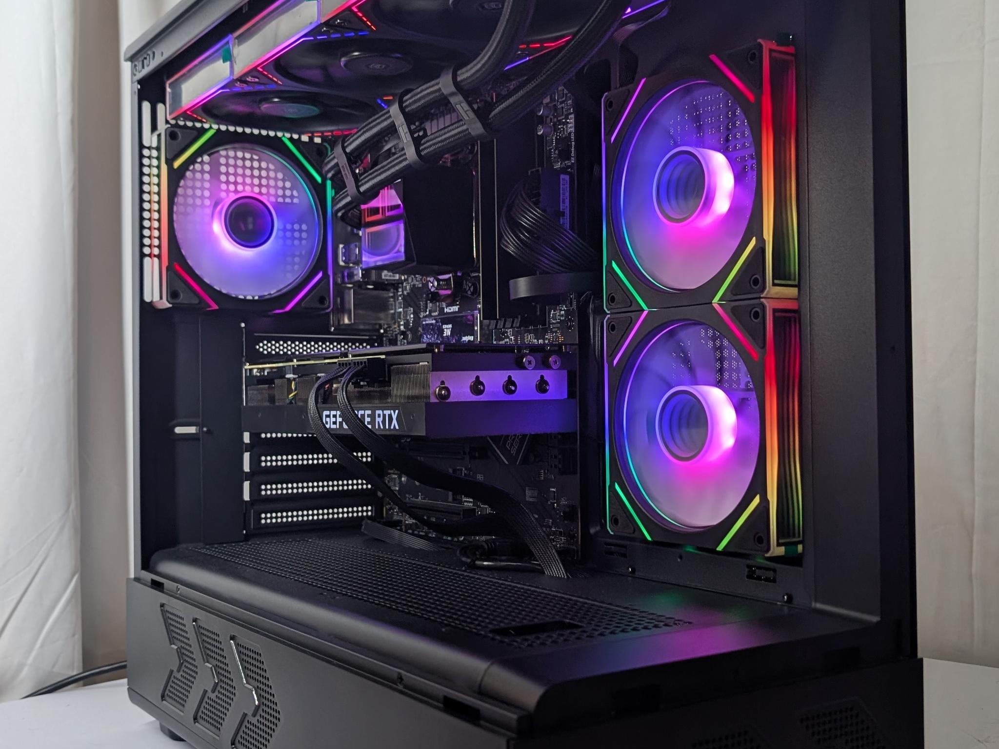 RTX 3090 | RYZEN 5 7600X | 16GB DDR5 | 1TB NVME | 1000W PSU