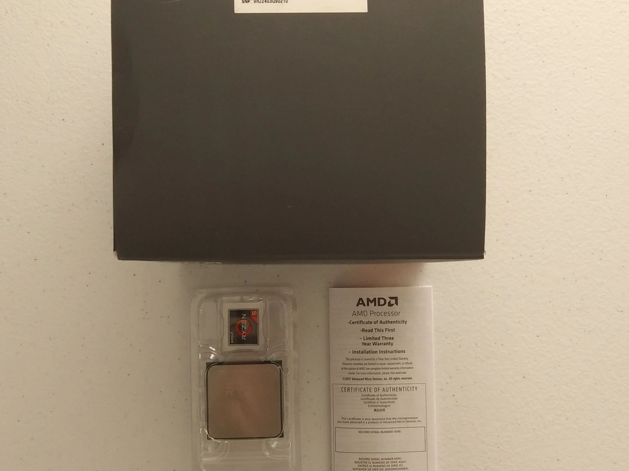 AMD Ryzen 5 2600X 6-Core, 12-Thread Processor for AM4 Motherboard