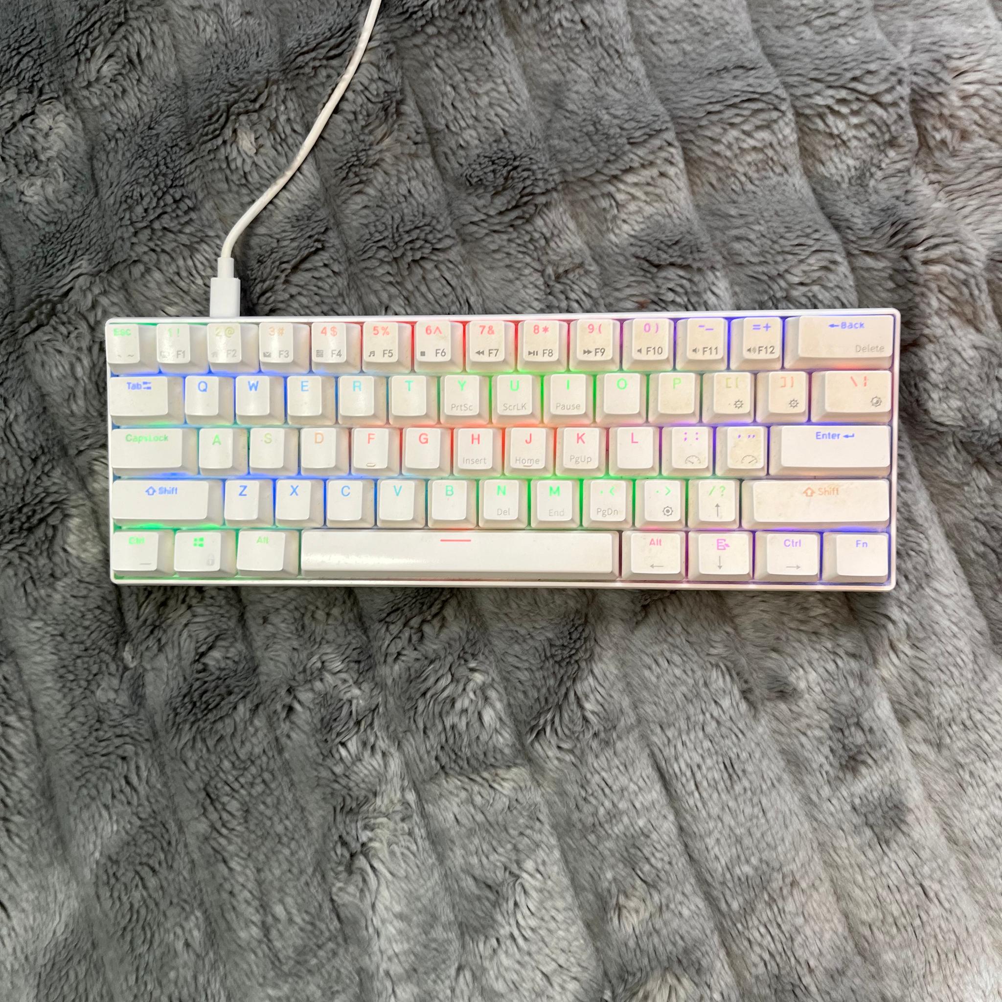 RK Royal Kludge RK61 60% Mechanical Keyboard – RGB – Blue Switch – Hot-Swappable – White (Wired)