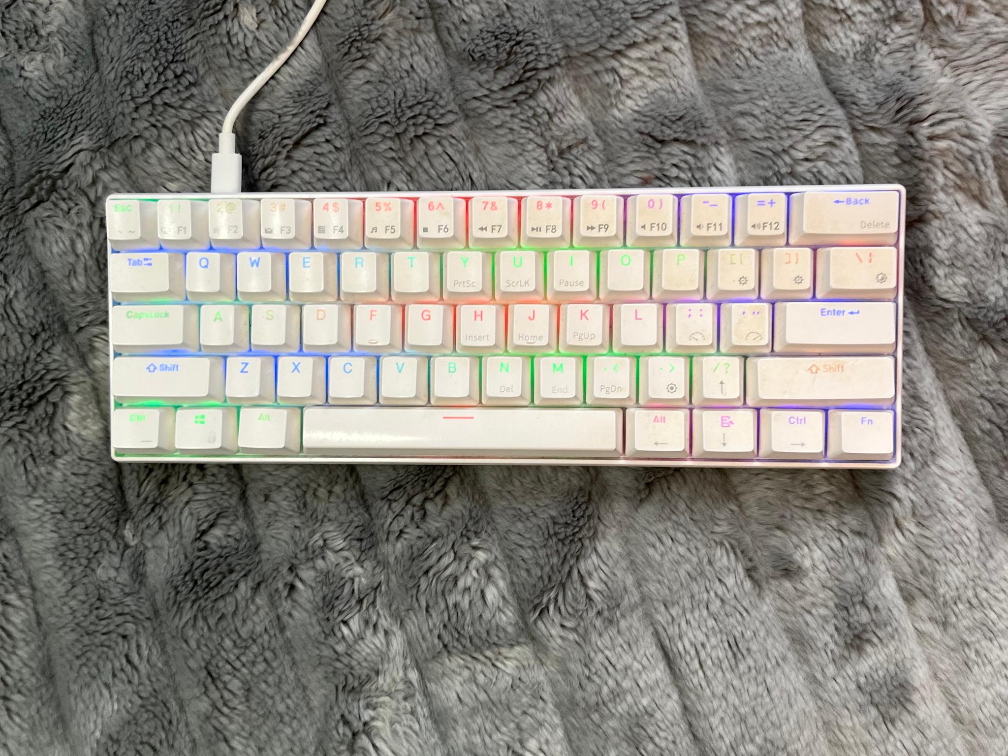 RK Royal Kludge RK61 60% Mechanical Keyboard – RGB – Blue Switch – Hot-Swappable – White (Wired)
