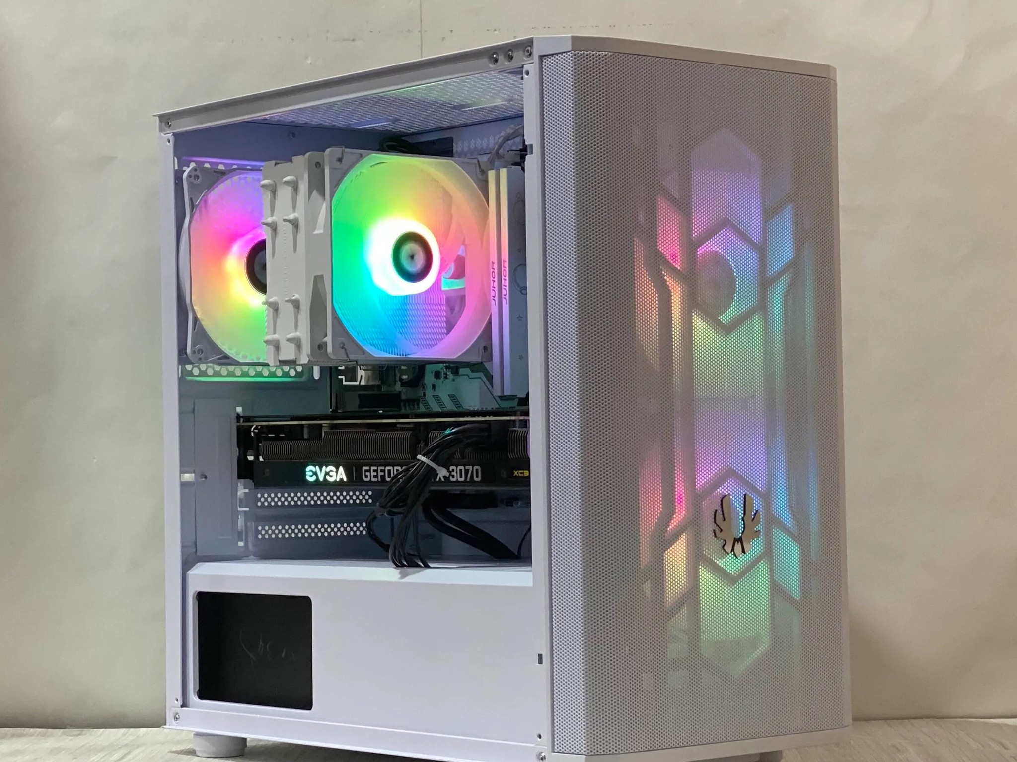 RTX 3070, Ryzen 5 5600, 16GB DDR4, 1TB NVMe SSD, WiFi - Gaming PC