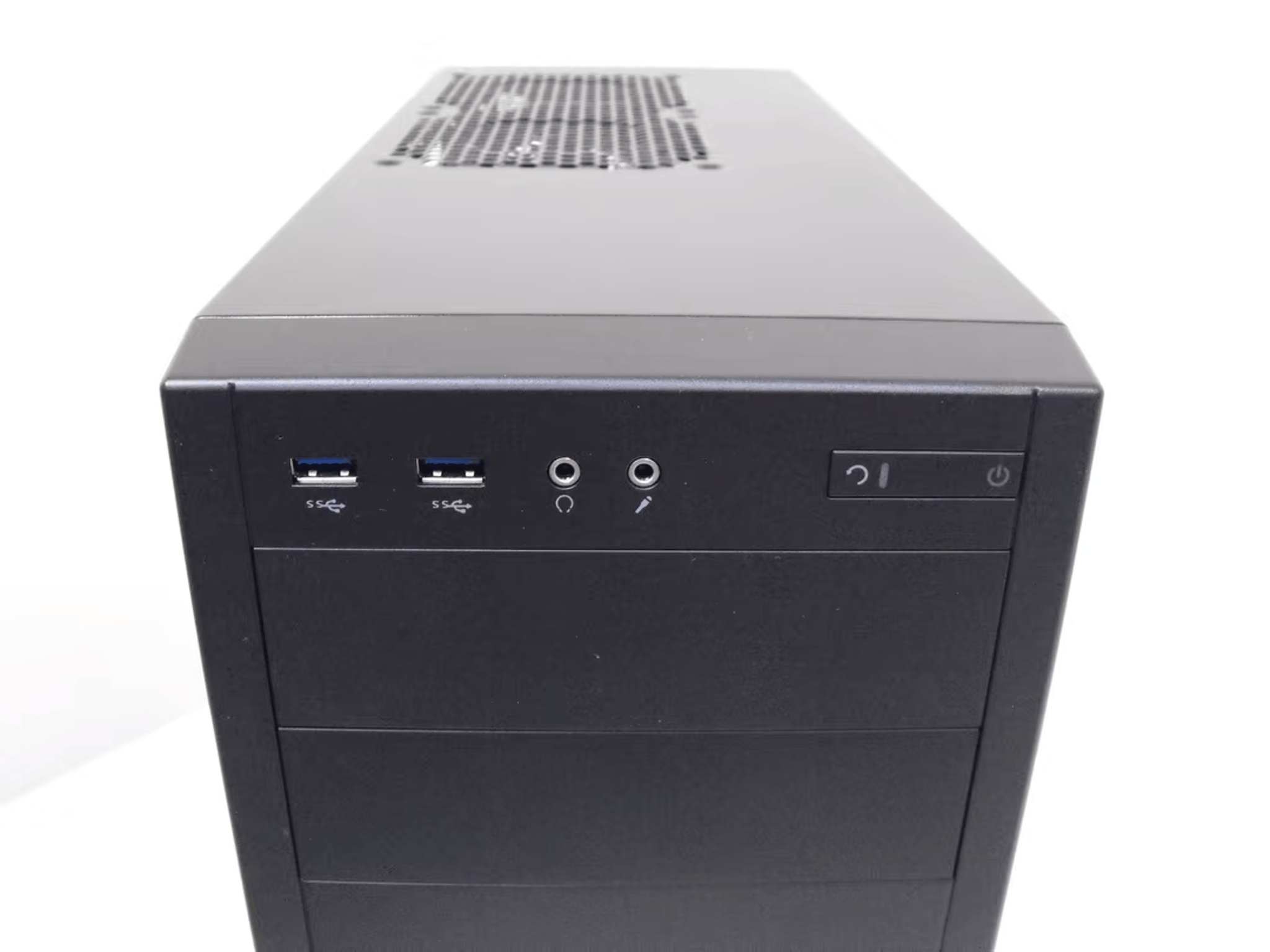 PC on sale! Intel i5 6500, Sapphire RX 6600XT, 32GB DDR4-3200, 500GB