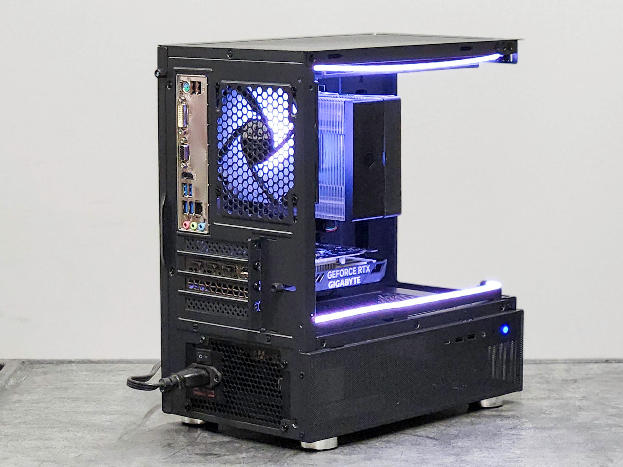 Ryzen 5 5500 | RTX 3050 | 16G DDR4 | 1TB SSD | Gaming PC