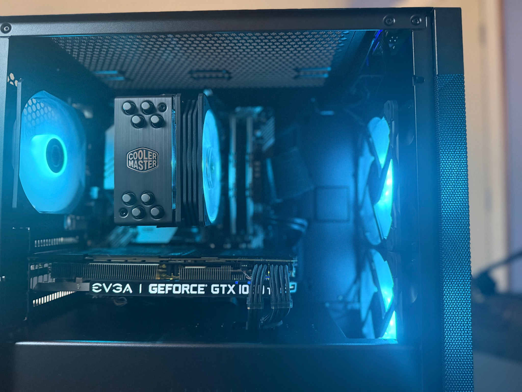 Entry 1440p Gaming PC - GTX 1080 Ti | Ryzen 5 5500 | 16GB DDR4 | 2TB NVMe