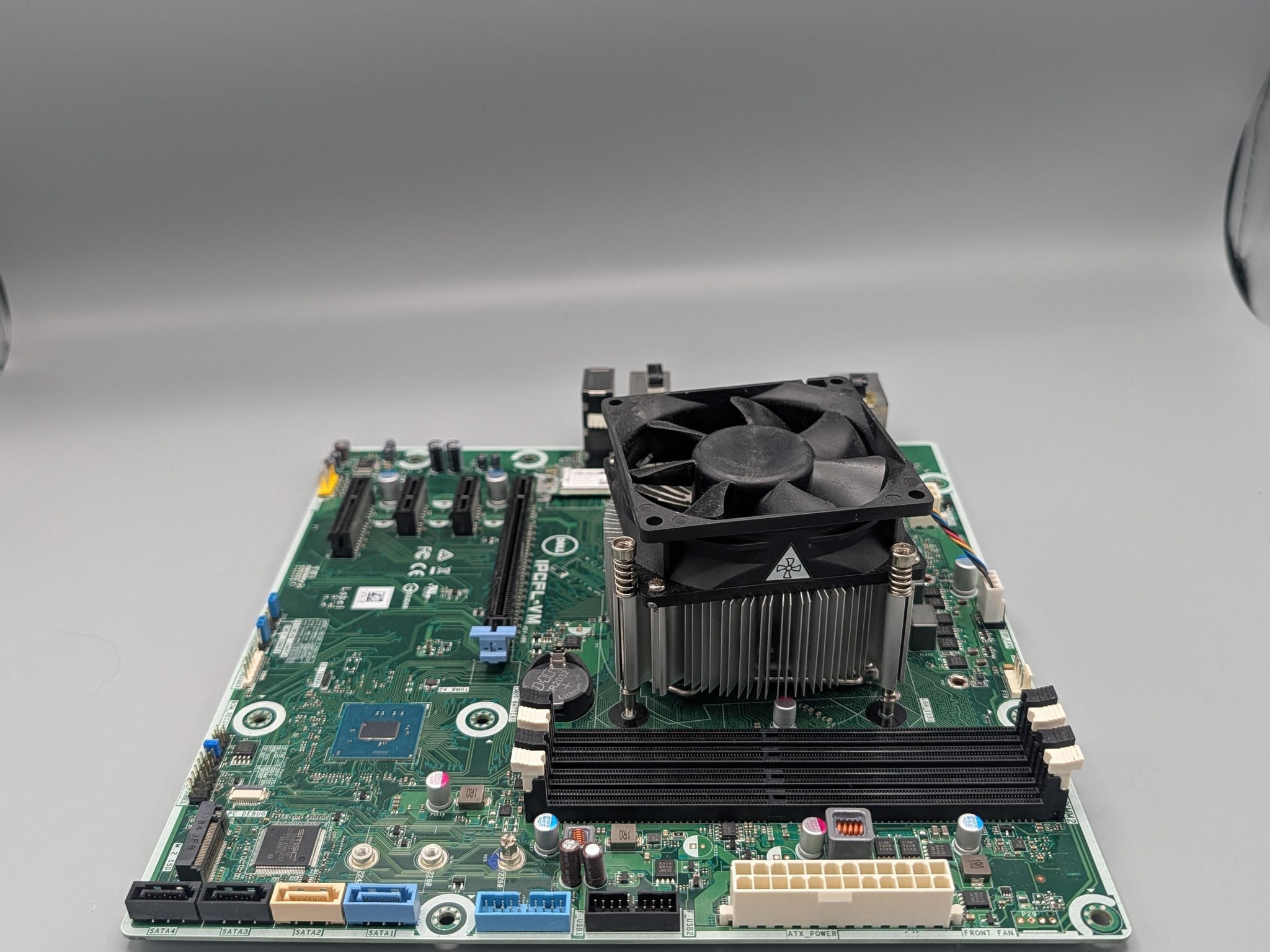 CPU combo! | I3 8100 | LGA 1151 DELL Cooler | Fresh thermal paste |