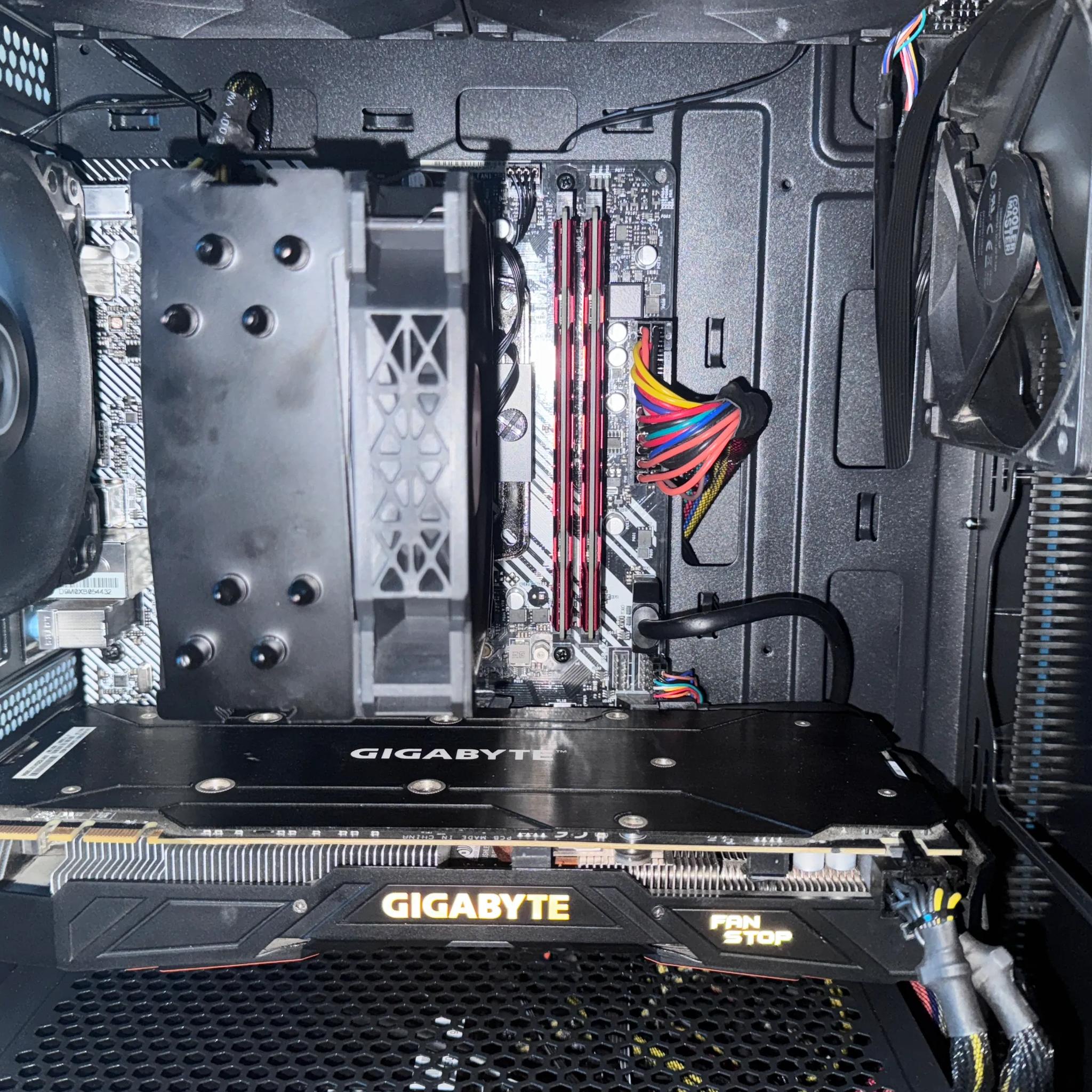 BEST BUDGET GAMING PC STEALTHY BLACK RYZEN 5 GTX 1070 (with WiFi)