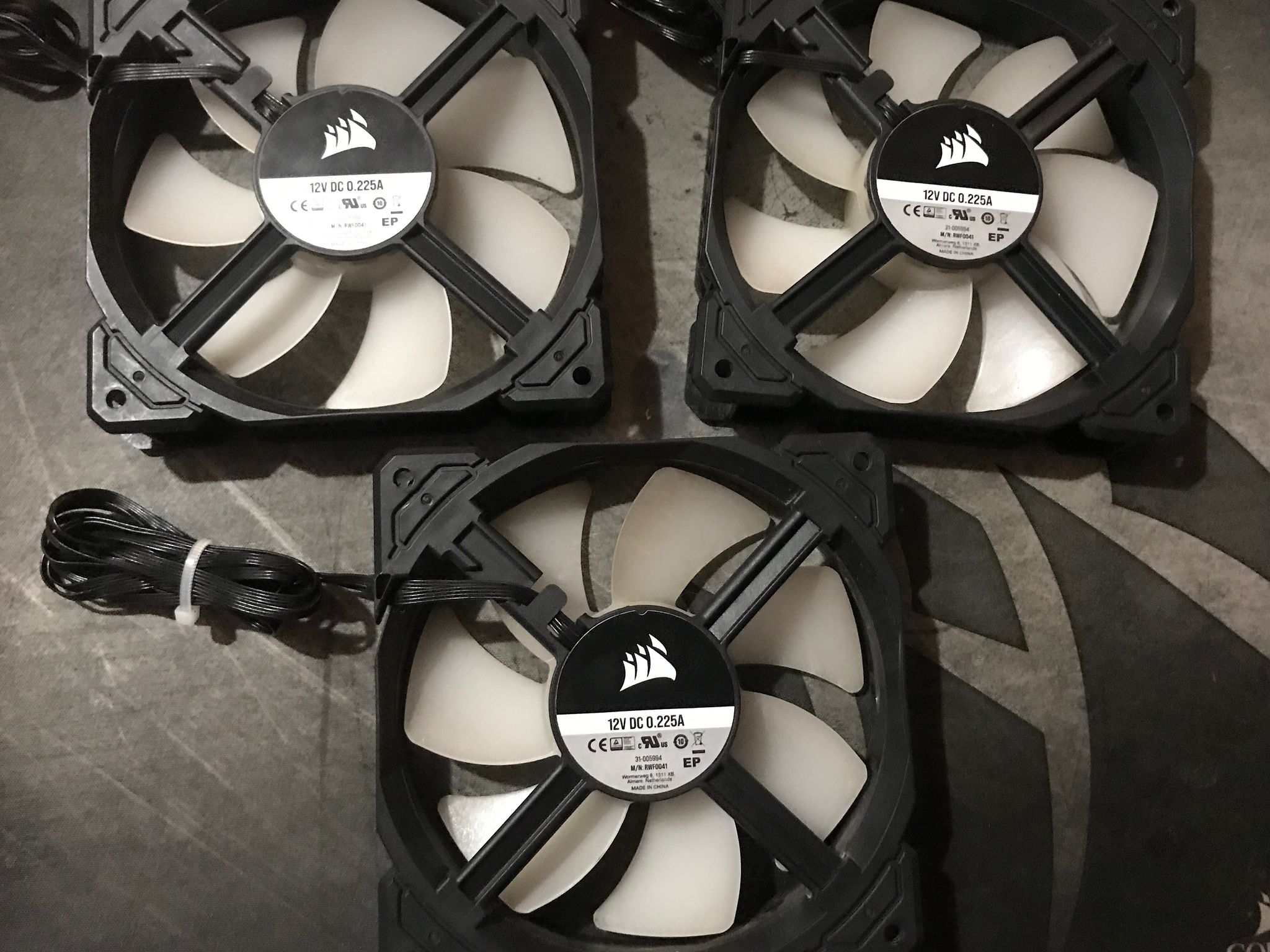 3 Corsair ML120 RGB Magnetic Levitation Case Fans