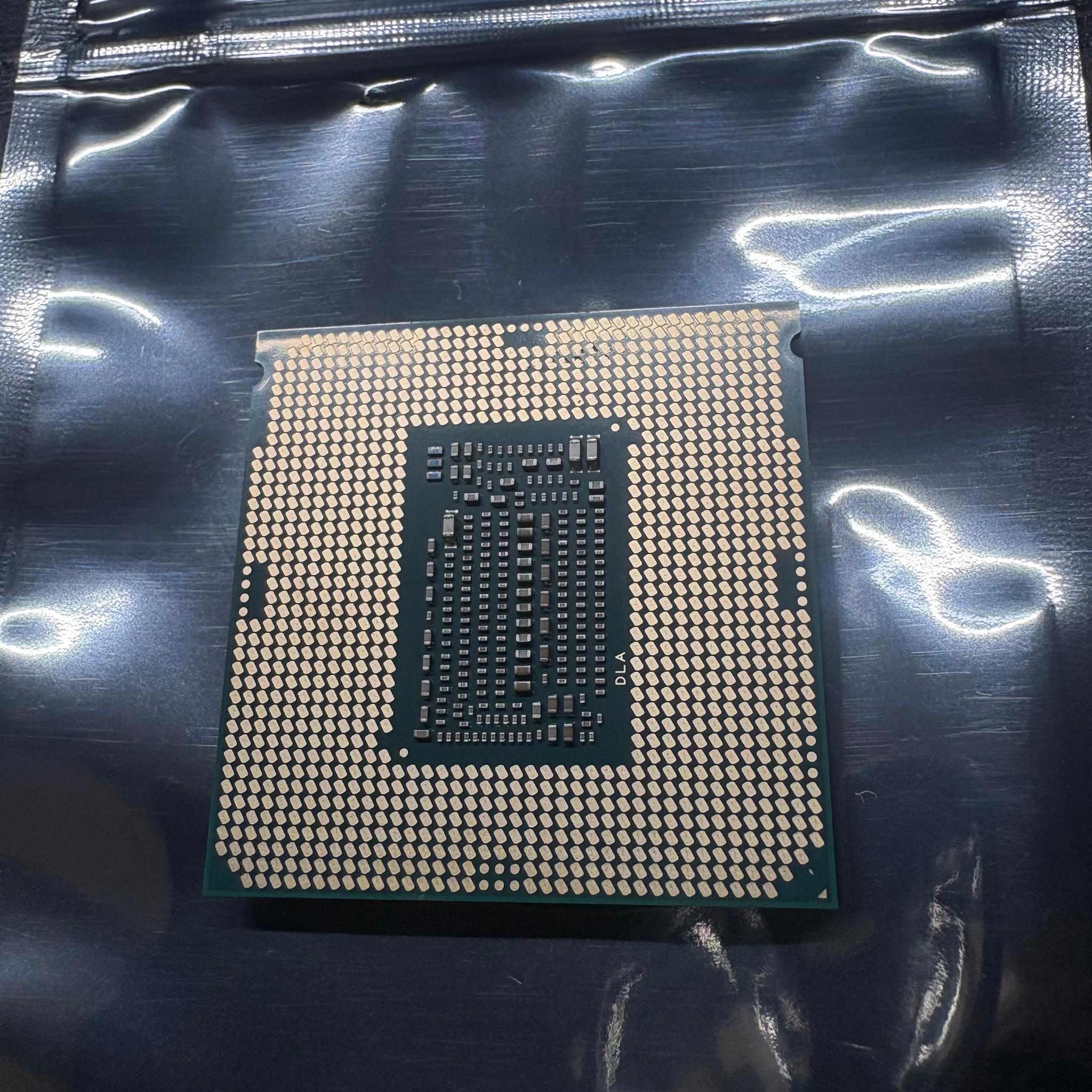 Intel i7-9700