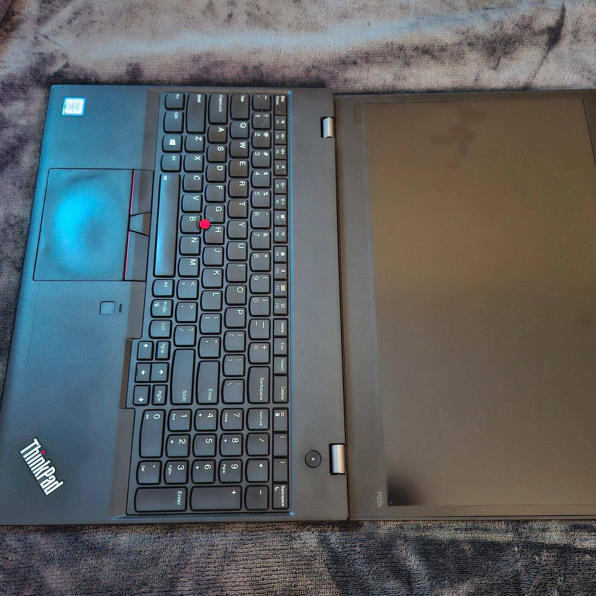 Lenovo Thinkpad P52s