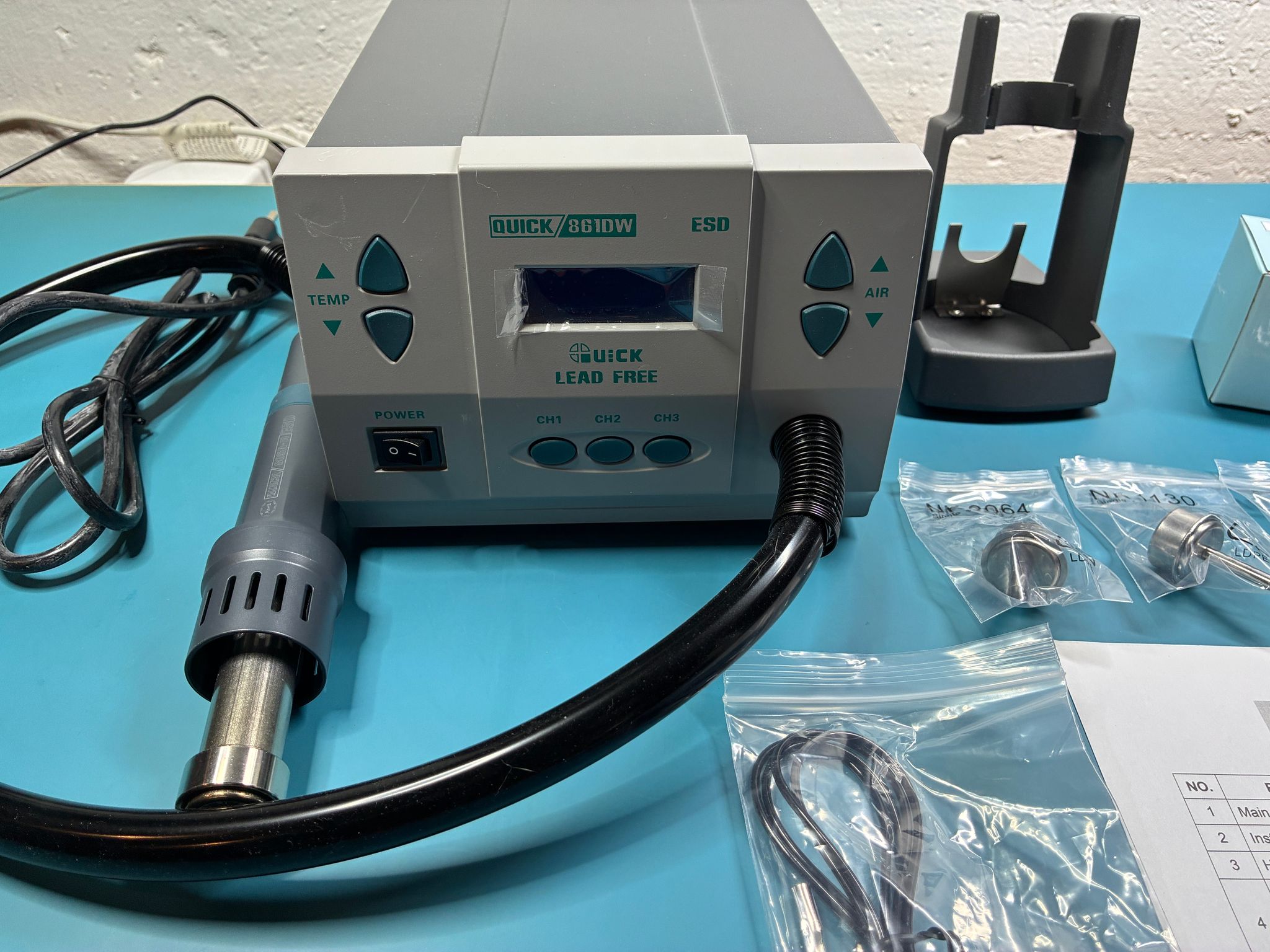 QUICK 861DW 1000W Hot Air Rework Station (Electronics Lab Equipment)