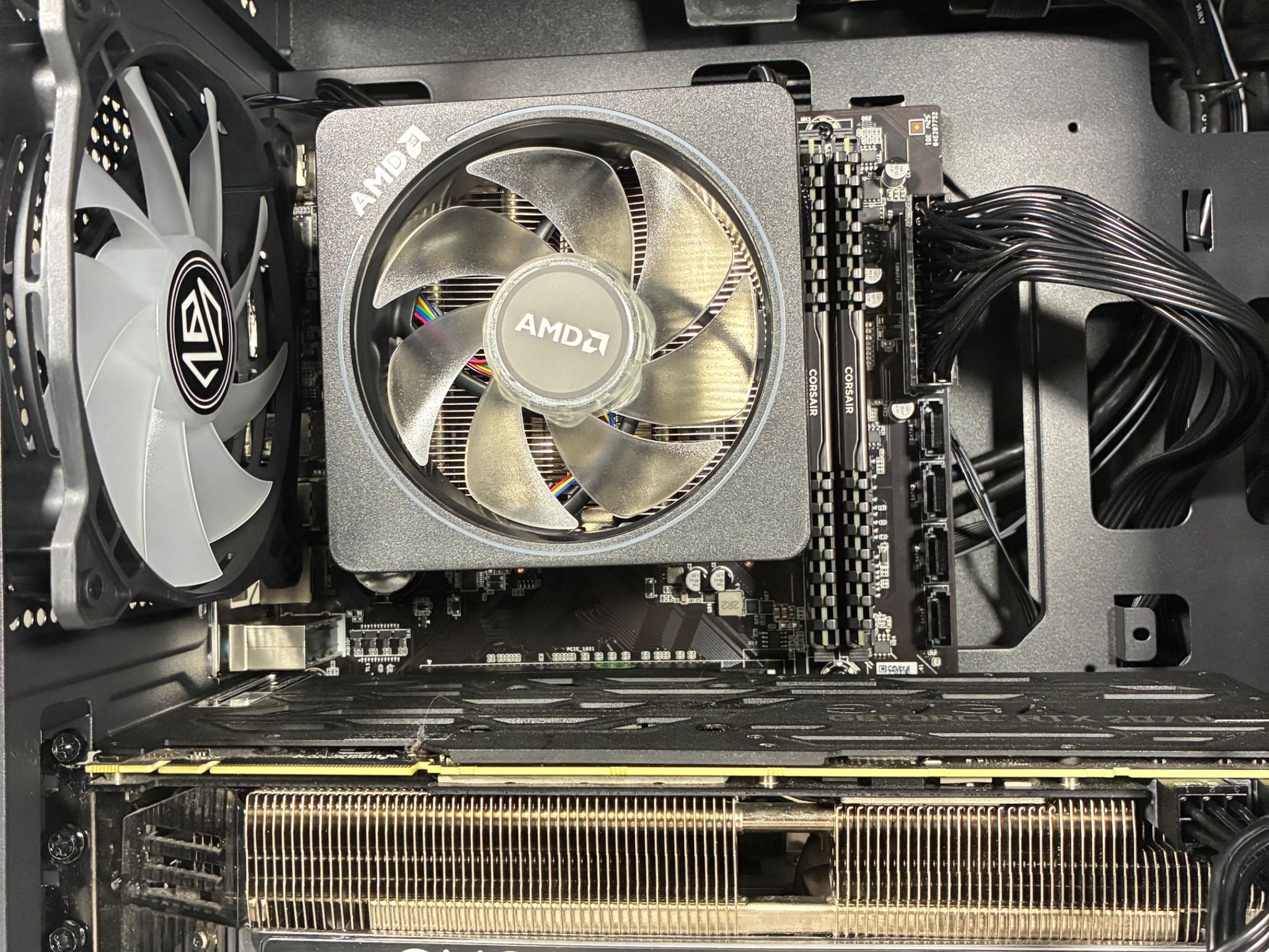 RTX 2070 Super | Ryzen 5 3600 | 16 GB RAM | 512 GB SSD | Gaming PC