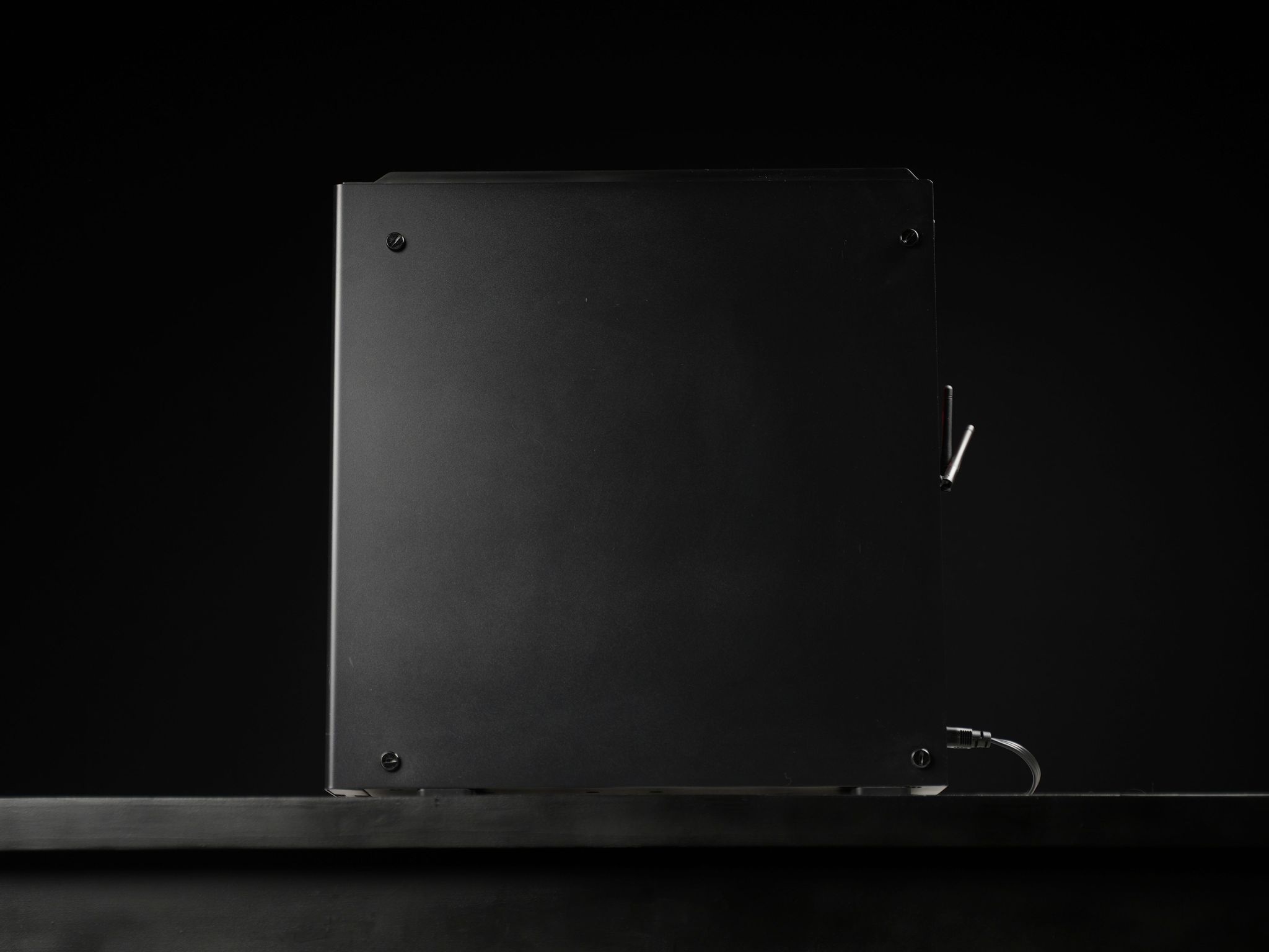 \ CF-01 / RTX 5060 Intel Core i7 10700K 16GB .5TB Windows 11 Gaming PC Powerhouse