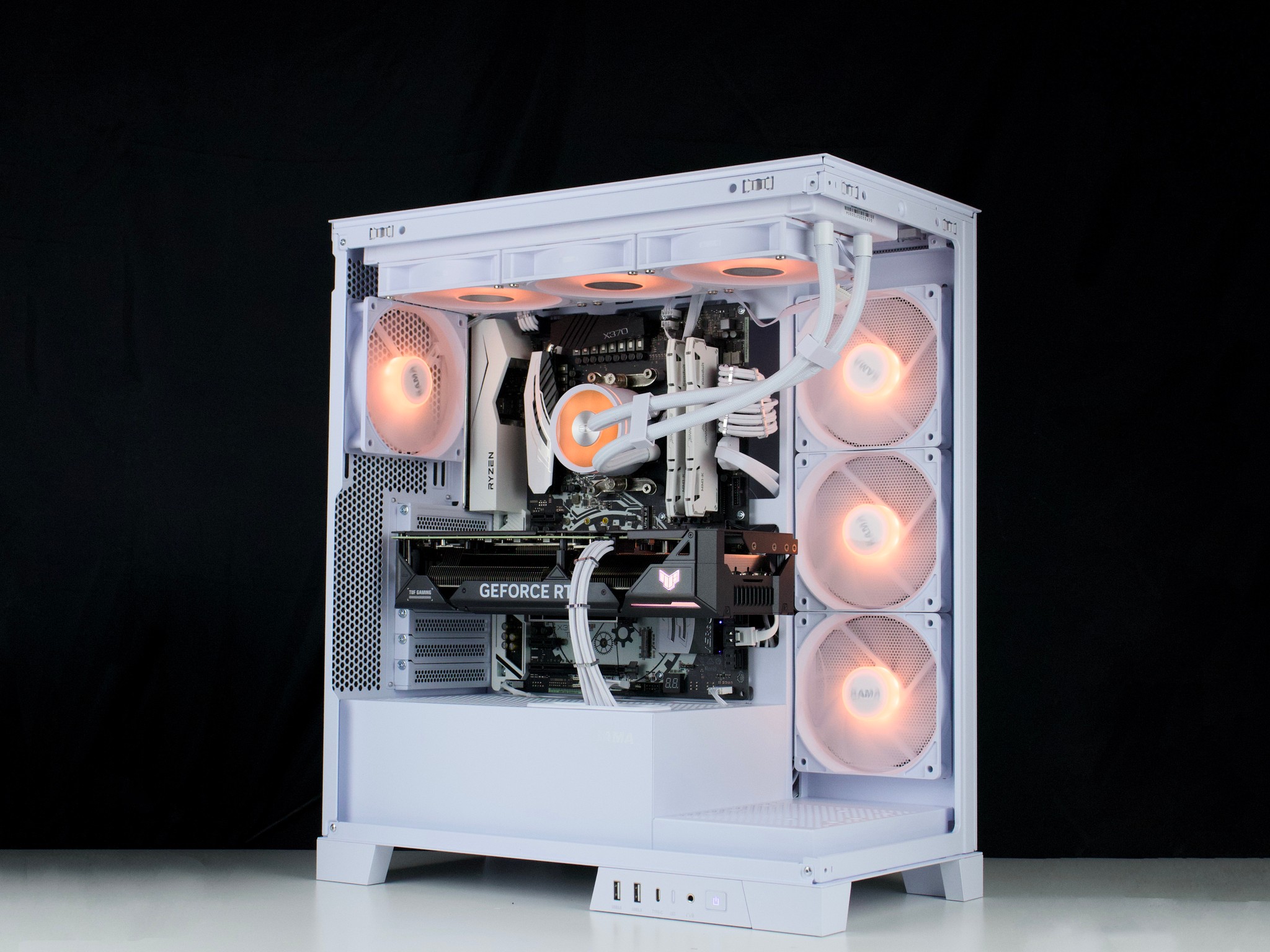 ❄️🧊💎- Whiteout 1440P Gaming PC | RTX 4070, Ryzen 7 5700X, 32GB RAM, 960GB SSD ❄️🧊💎