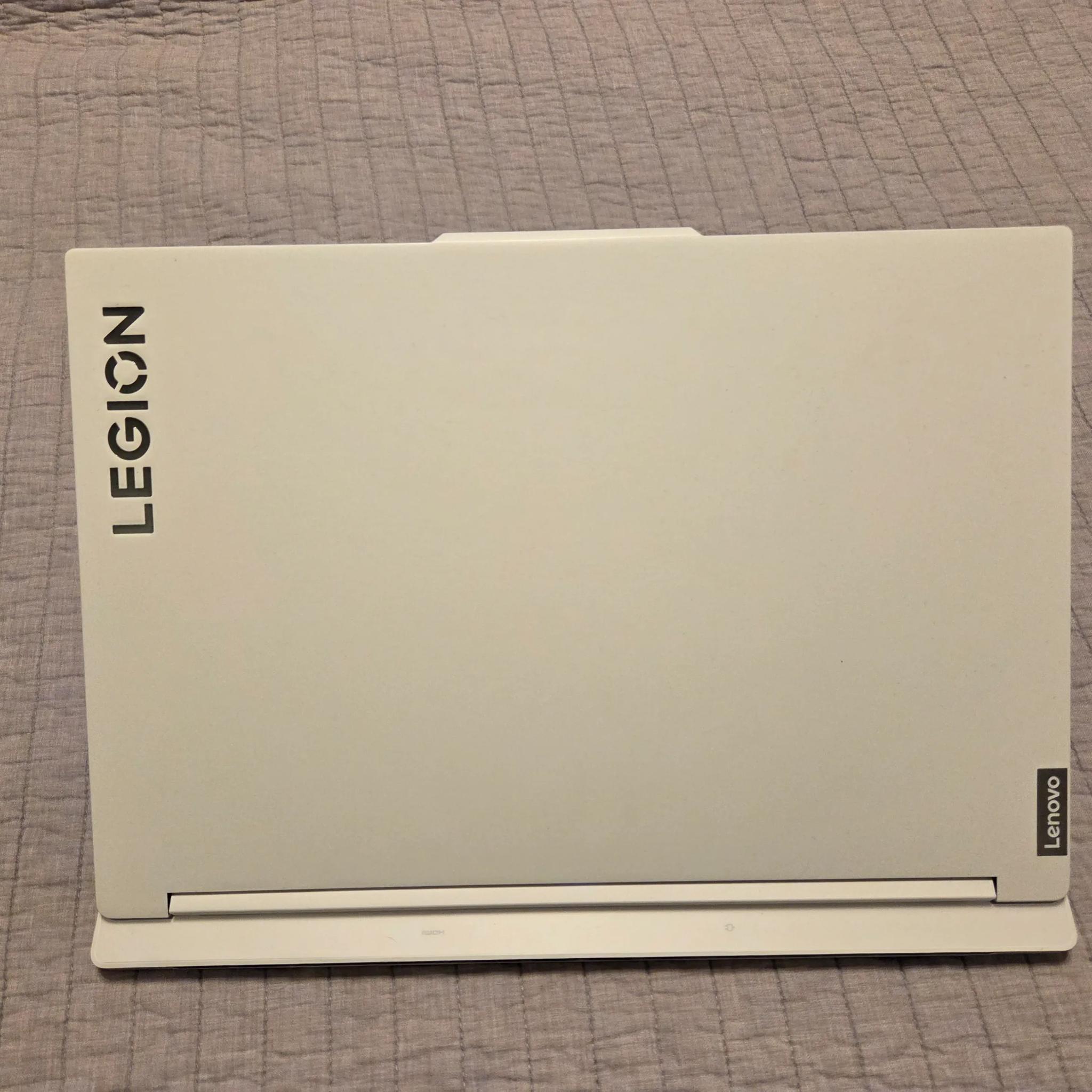 Lenovo Legion 7i | White | Used Like New